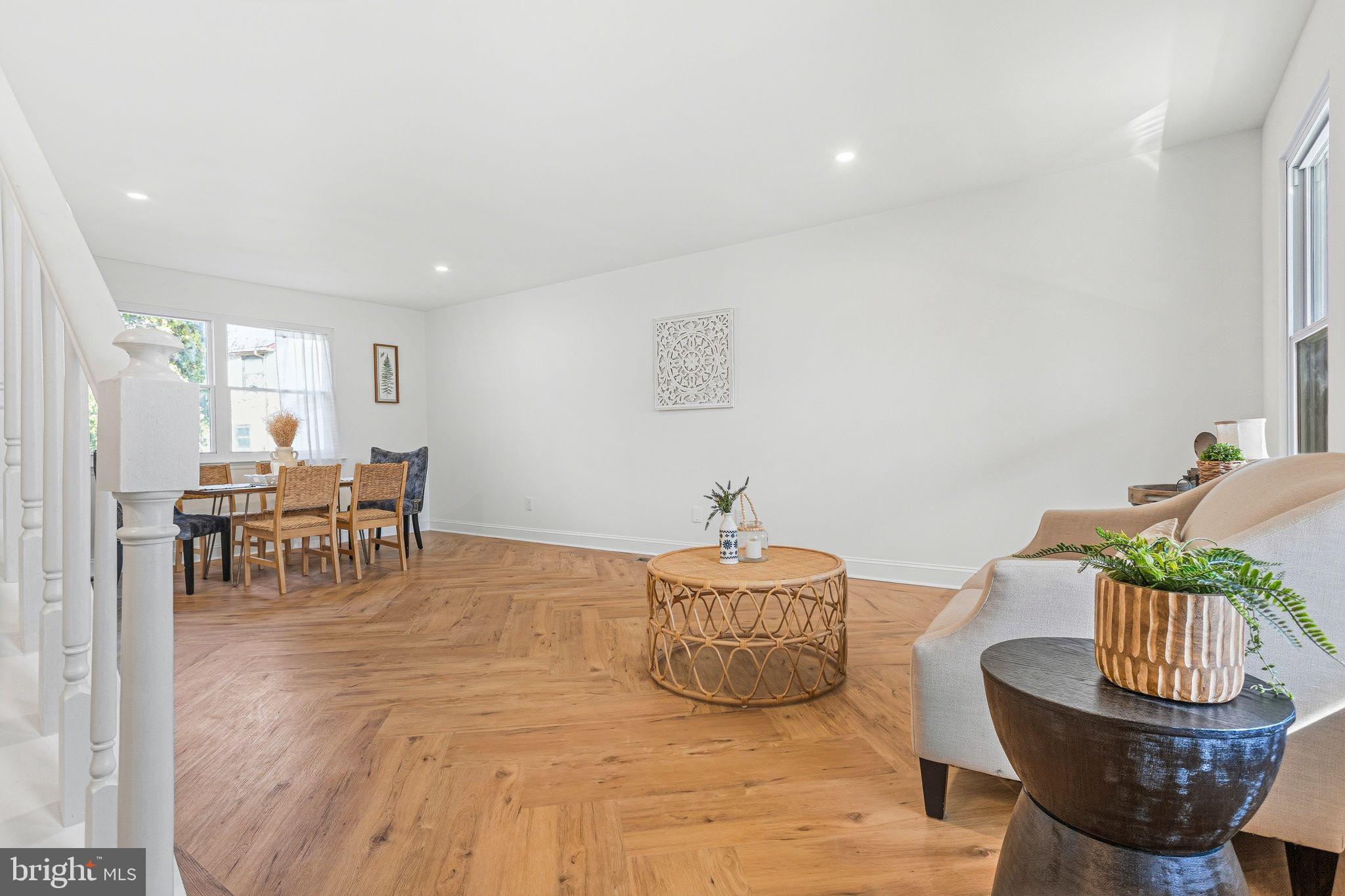 SOMERTON - Residential