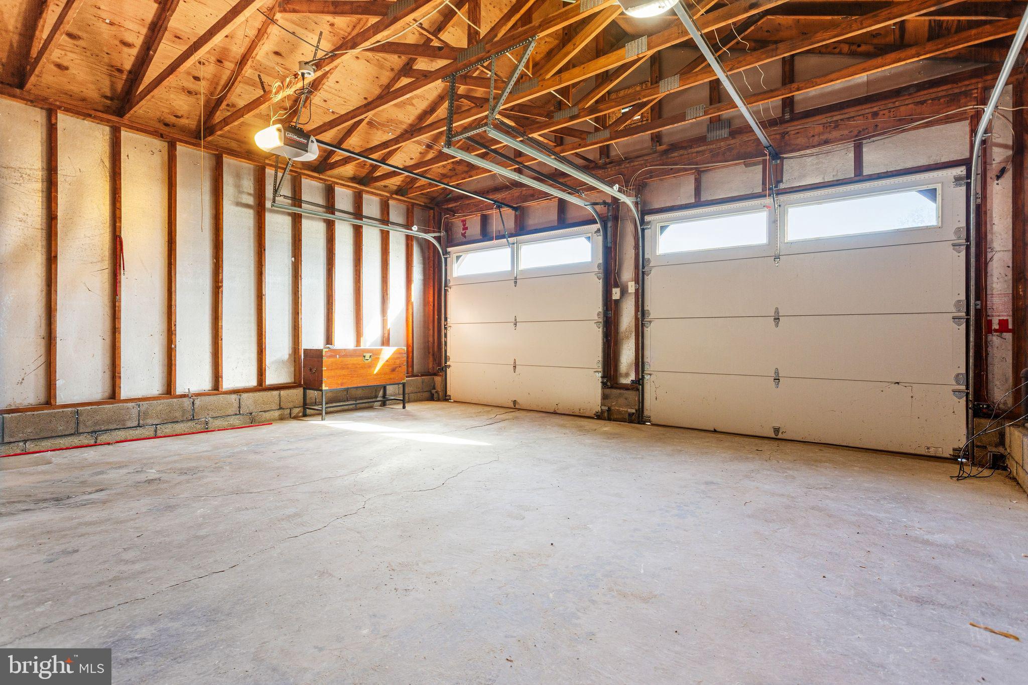 SOMERTON - Residential