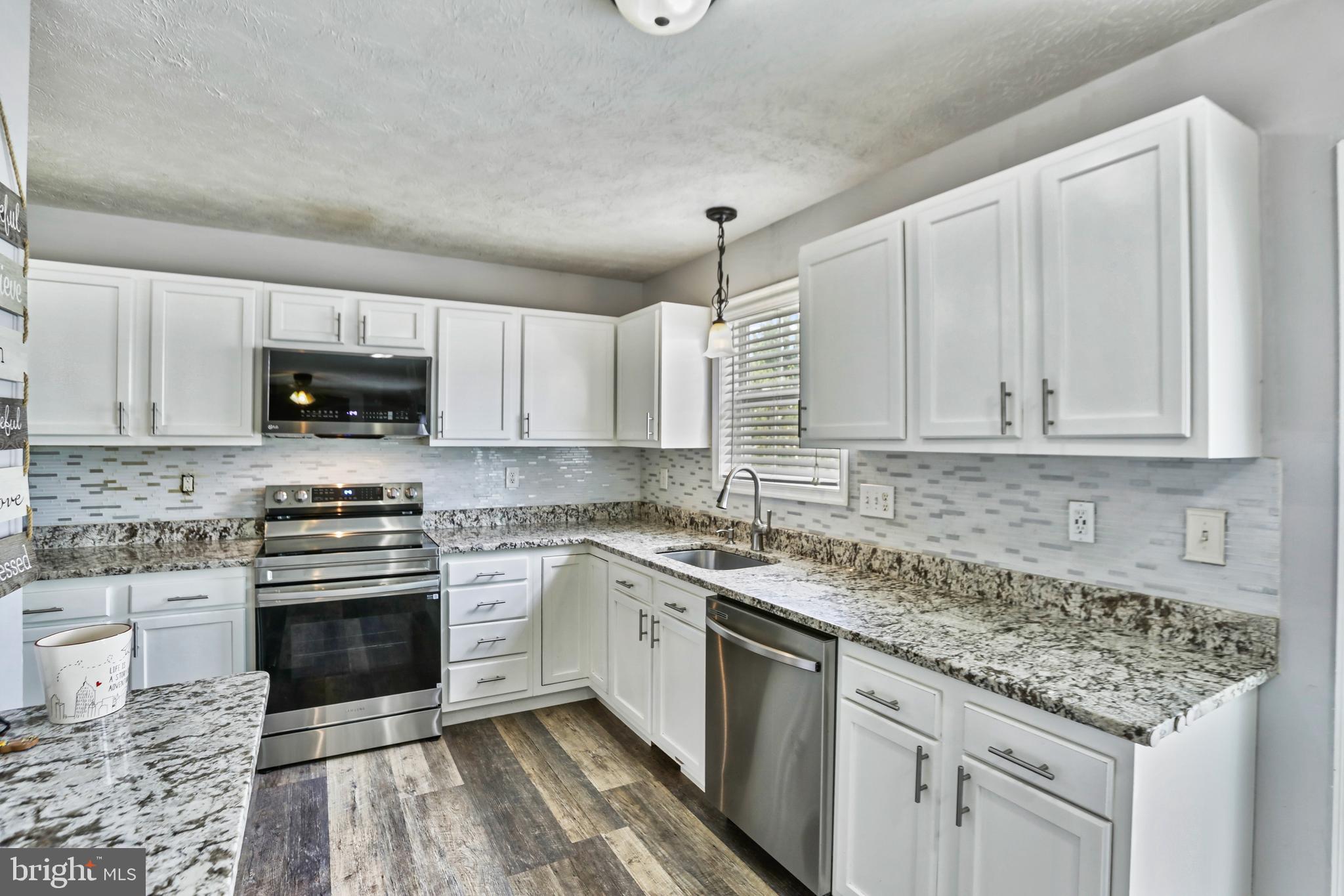 SUMMER HILL - Residential