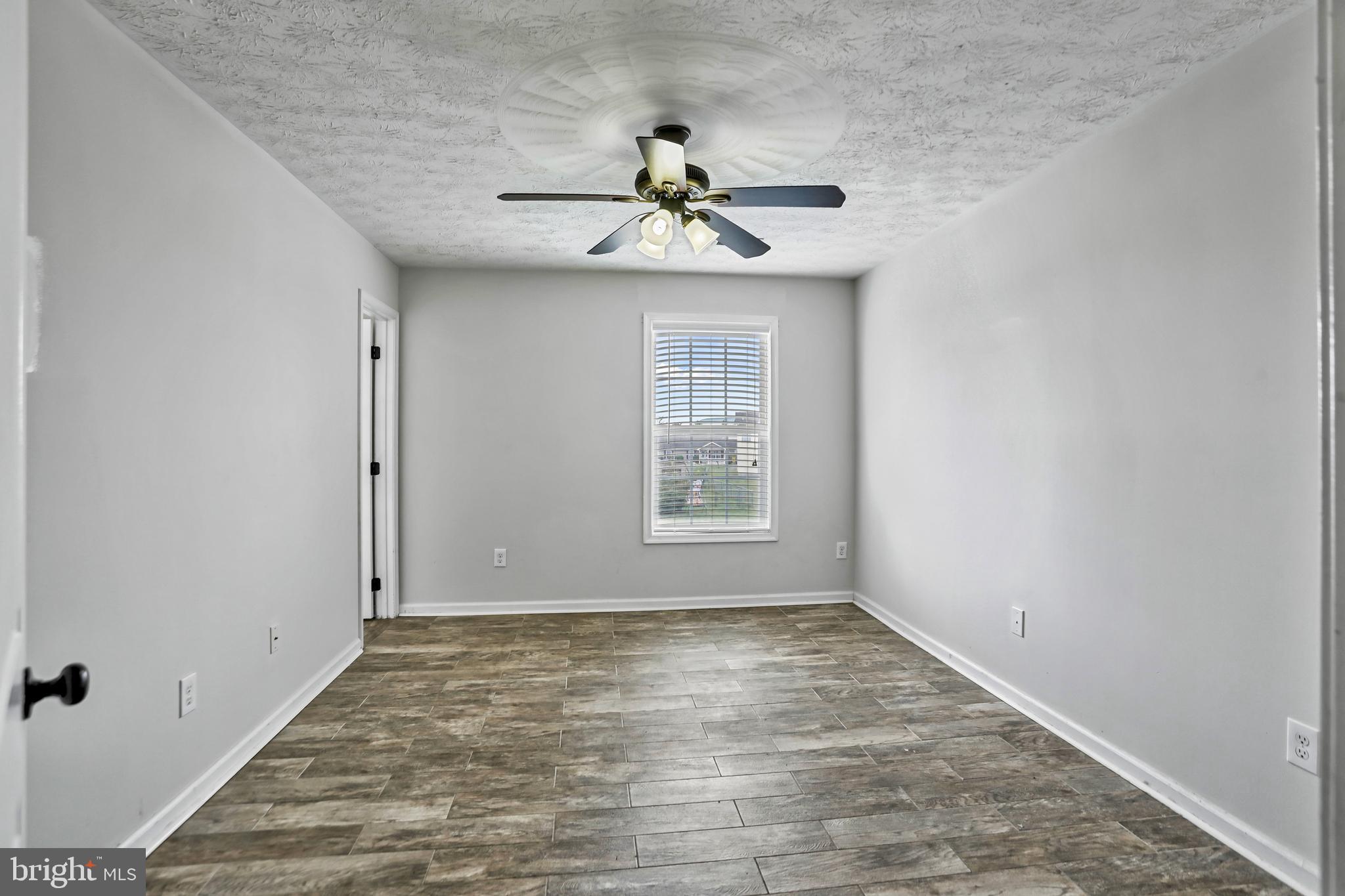 SUMMER HILL - Residential