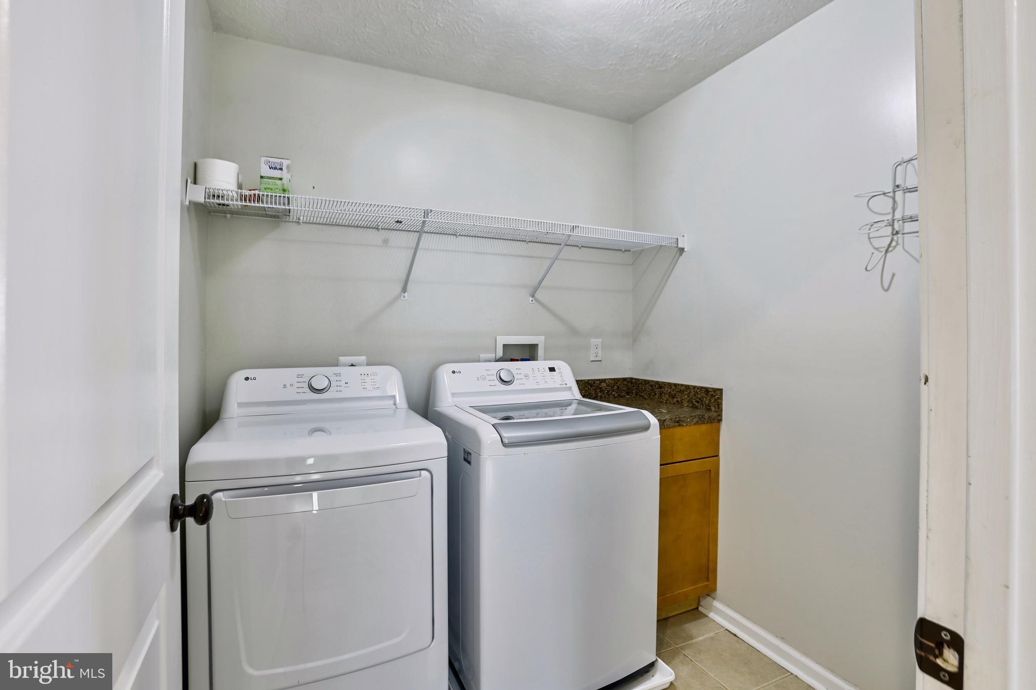 SUMMER HILL - Residential