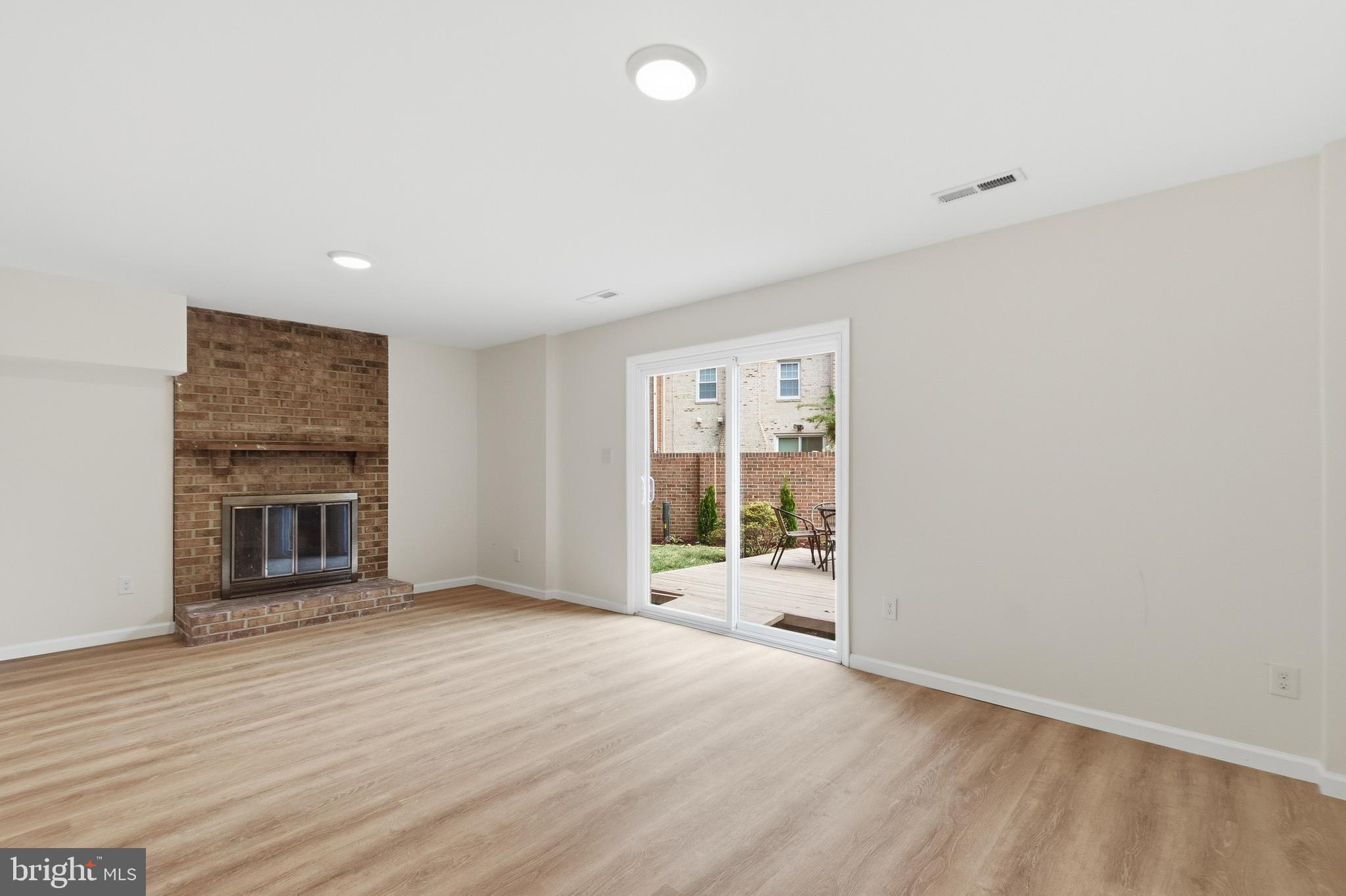 HALLCREST HEIGHTS - Residential