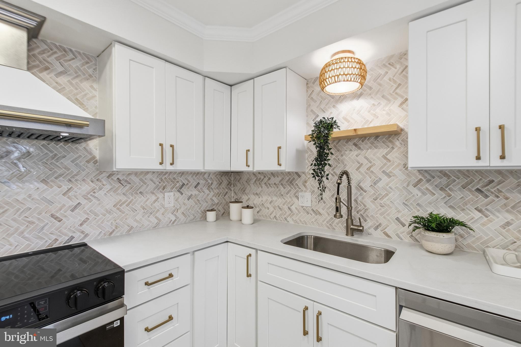 HALLCREST HEIGHTS - Residential