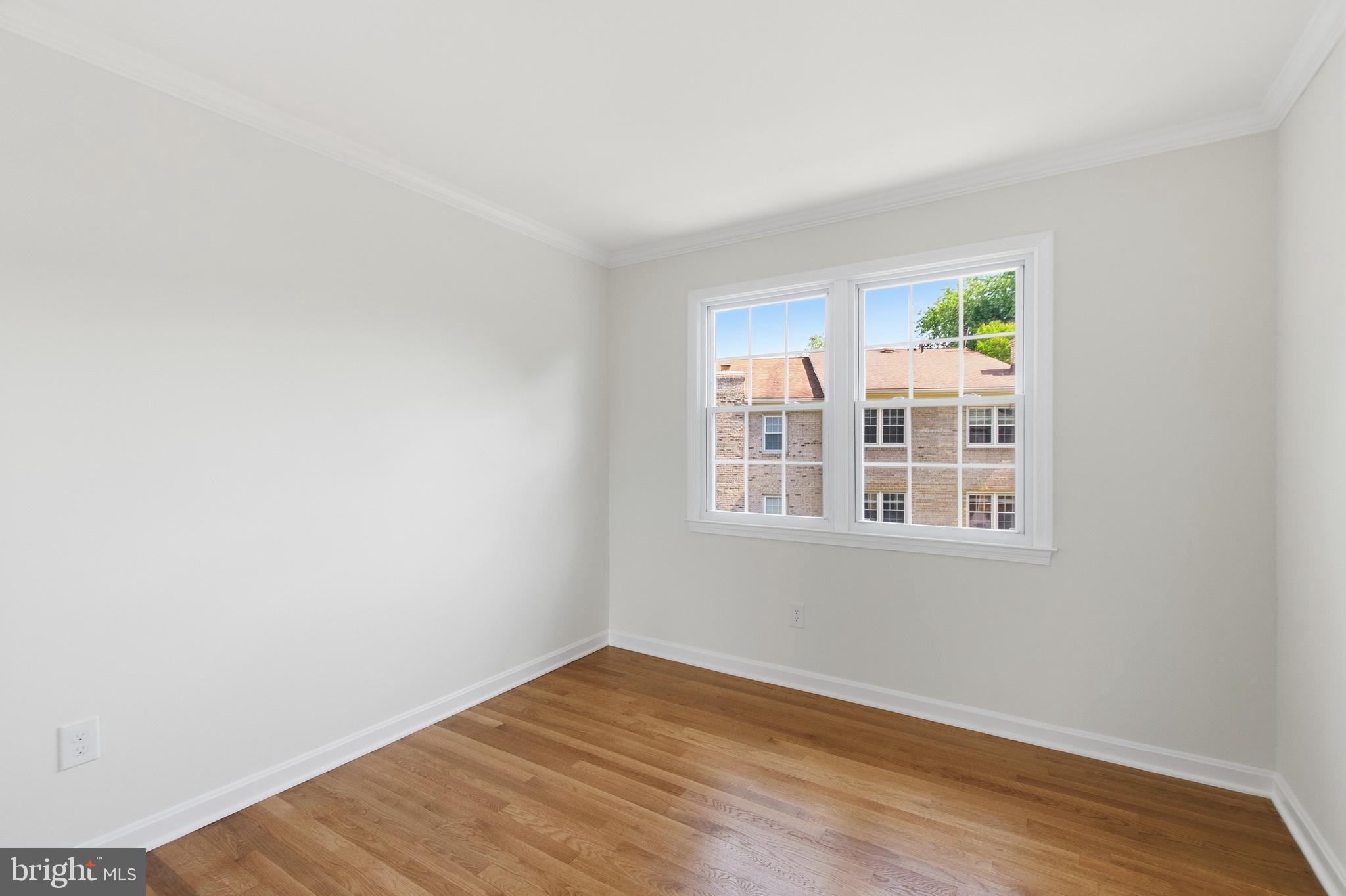 HALLCREST HEIGHTS - Residential