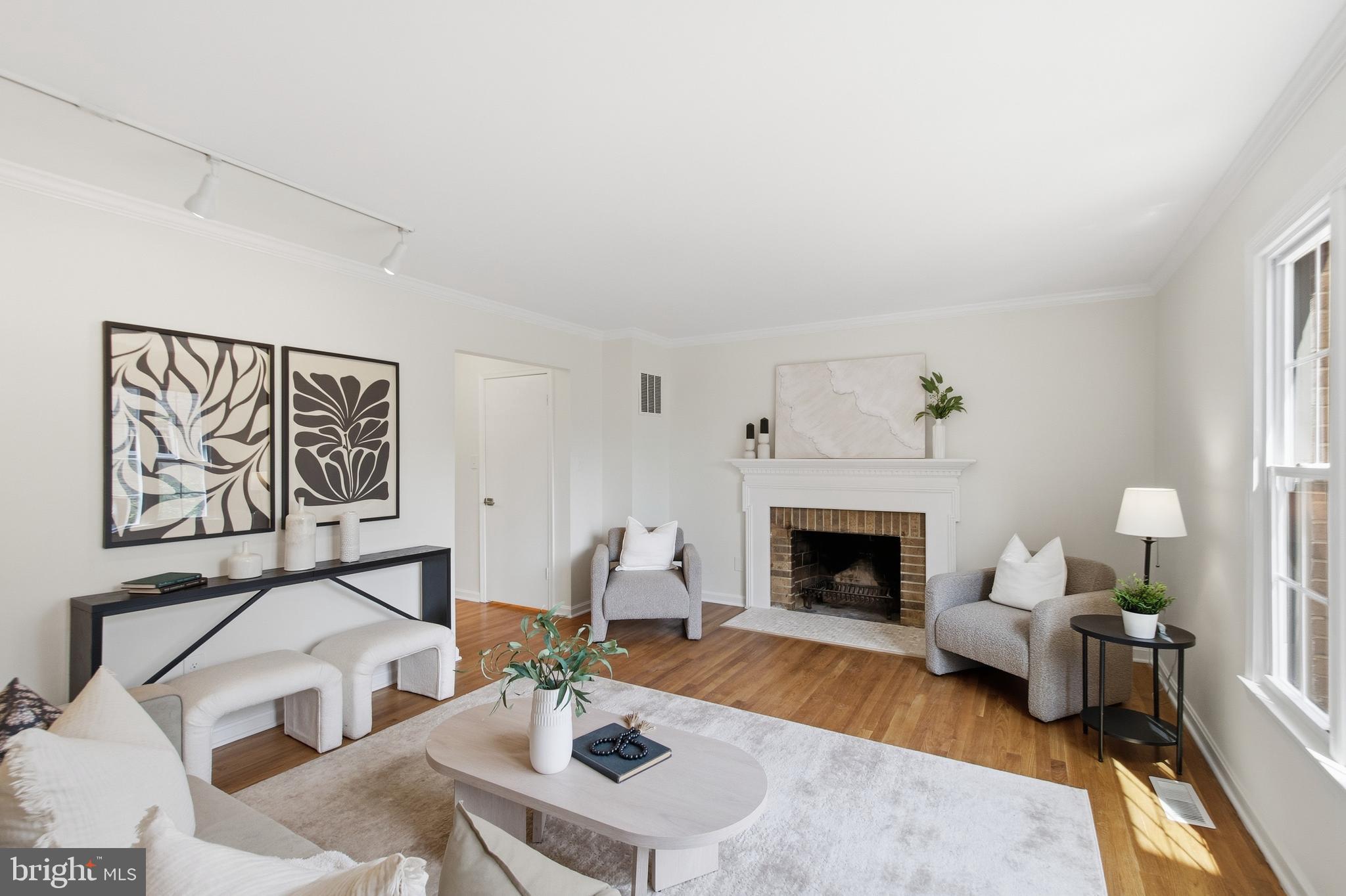 HALLCREST HEIGHTS - Residential