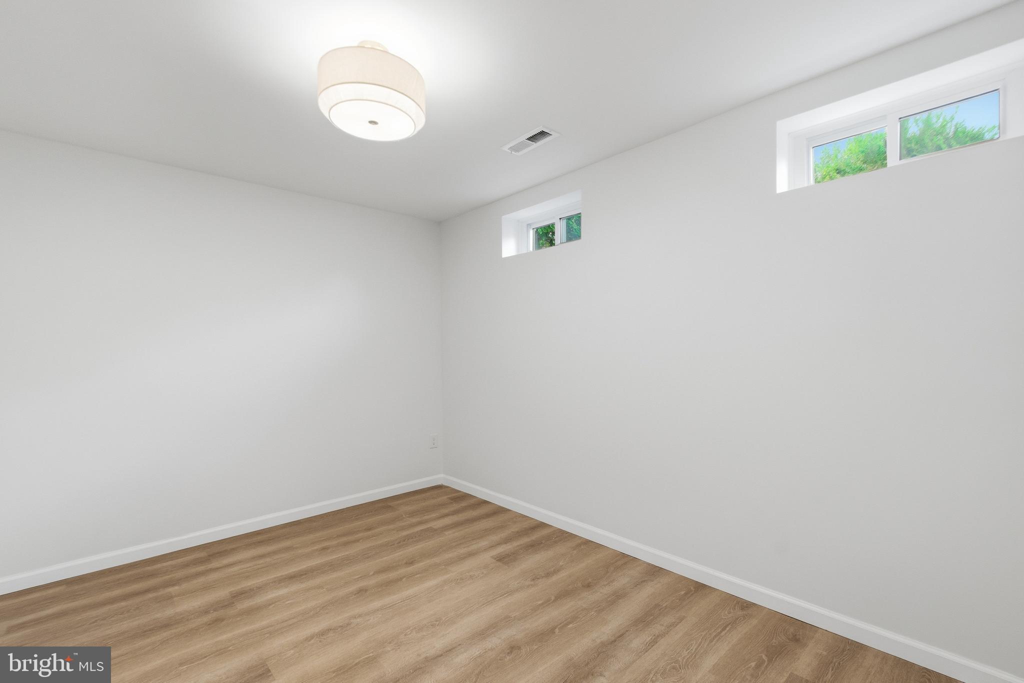 HALLCREST HEIGHTS - Residential