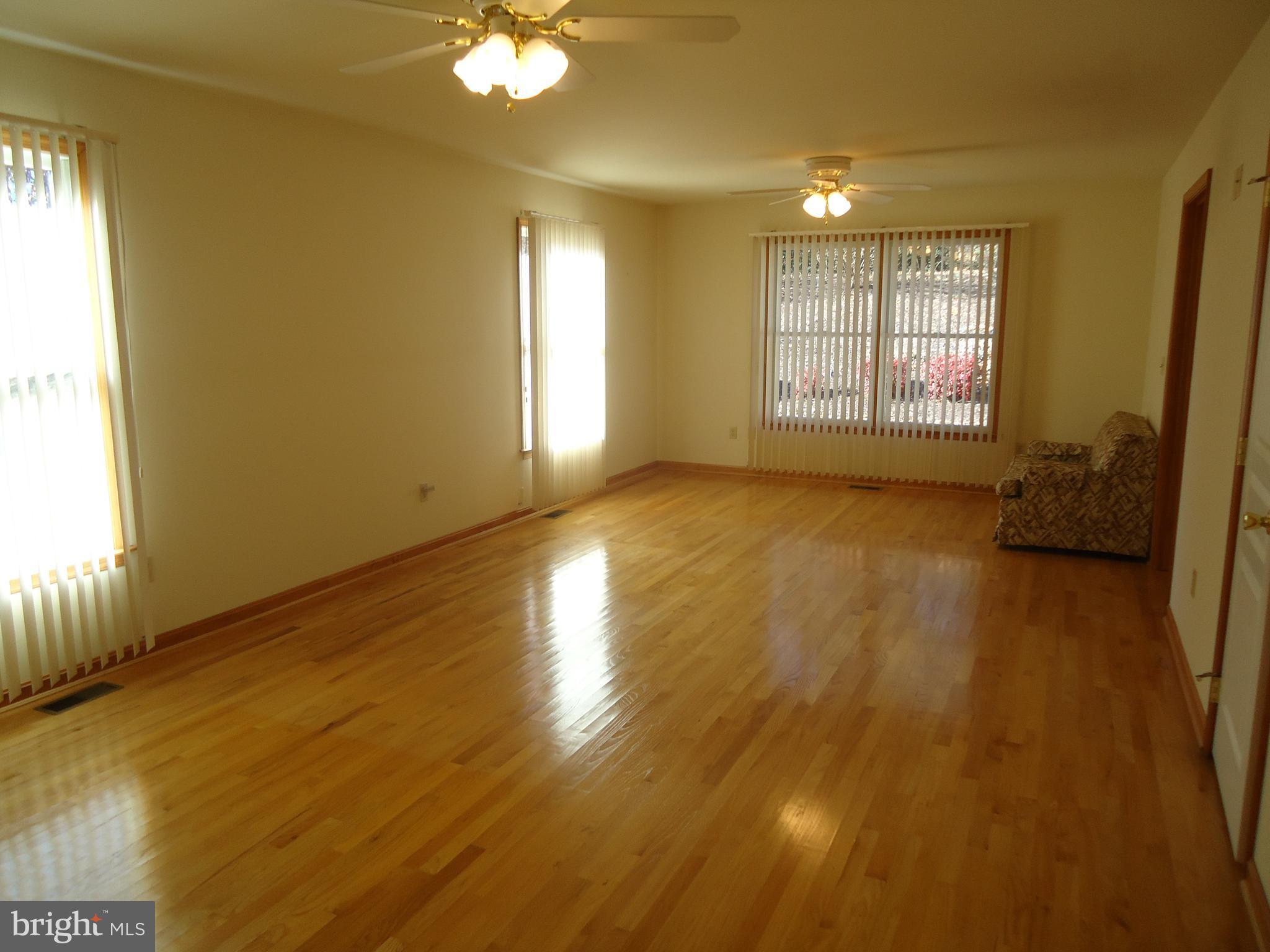 SINGLETREE PUD - Residential Lease