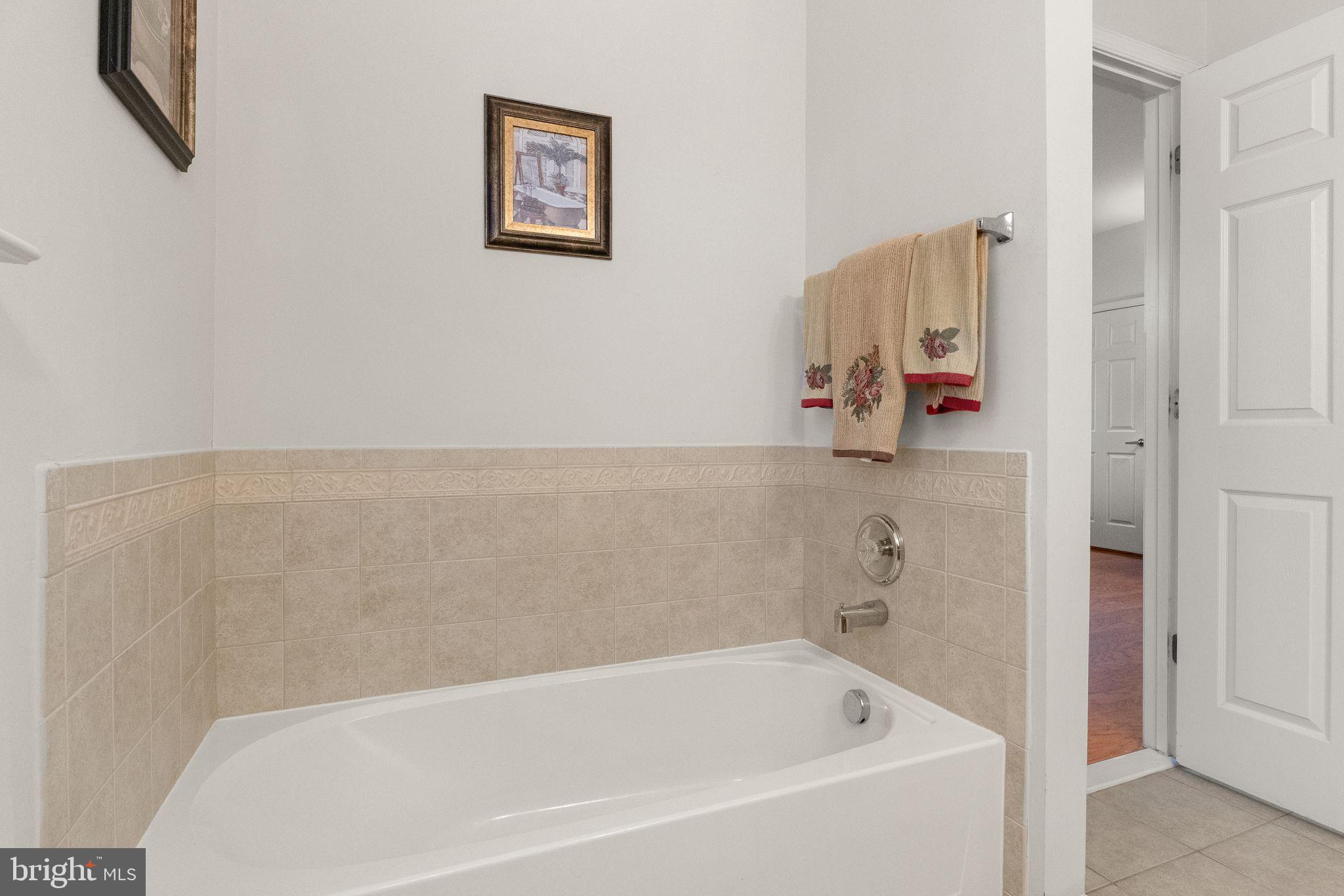 HERITAGE HUNT - Residential