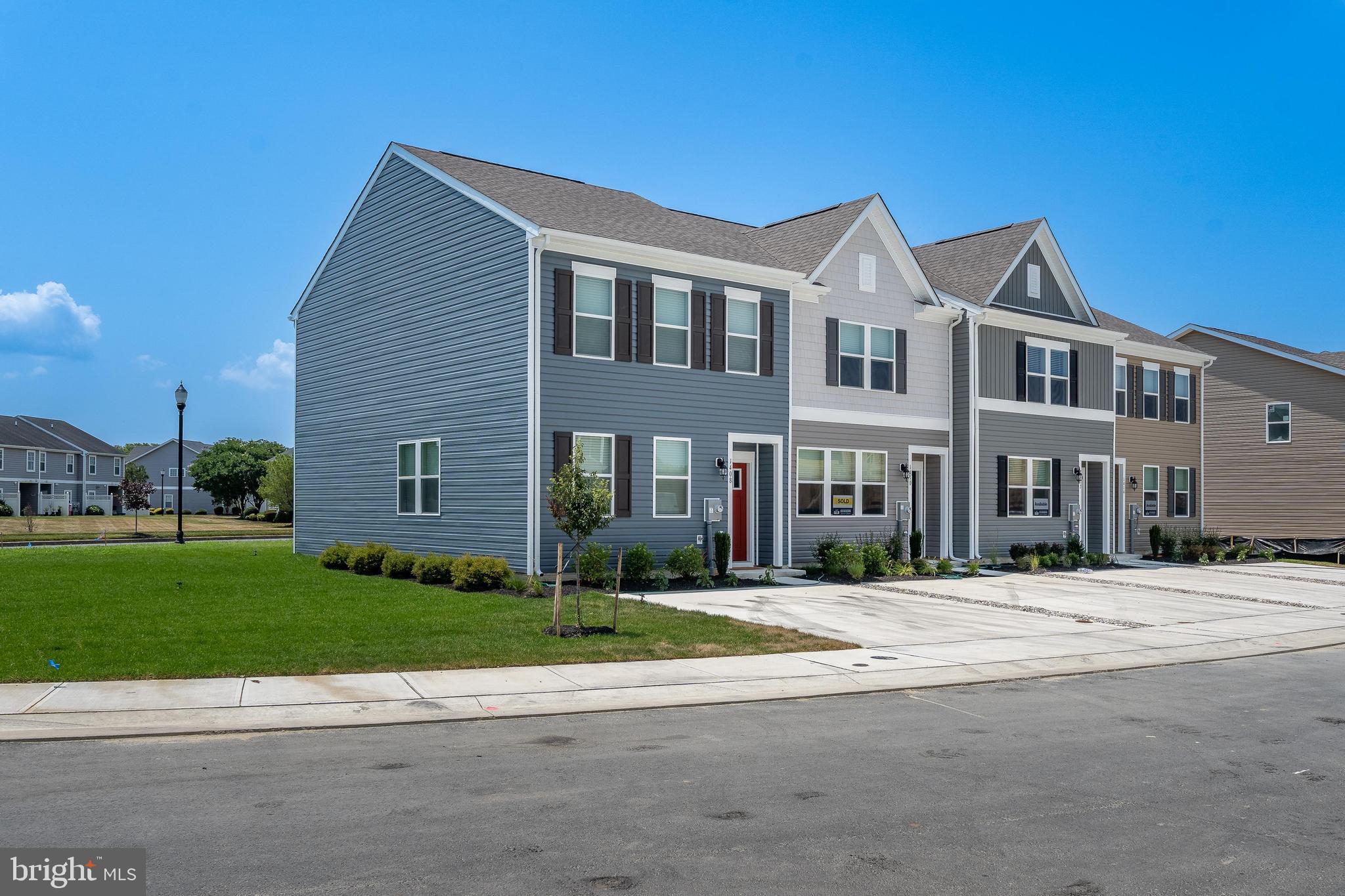 HERITAGE TRACE - Residential