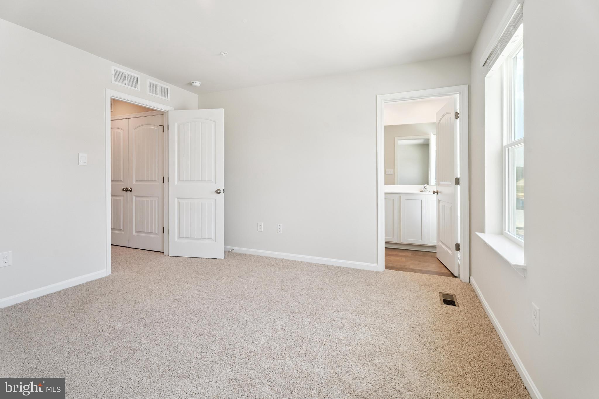 HERITAGE TRACE - Residential