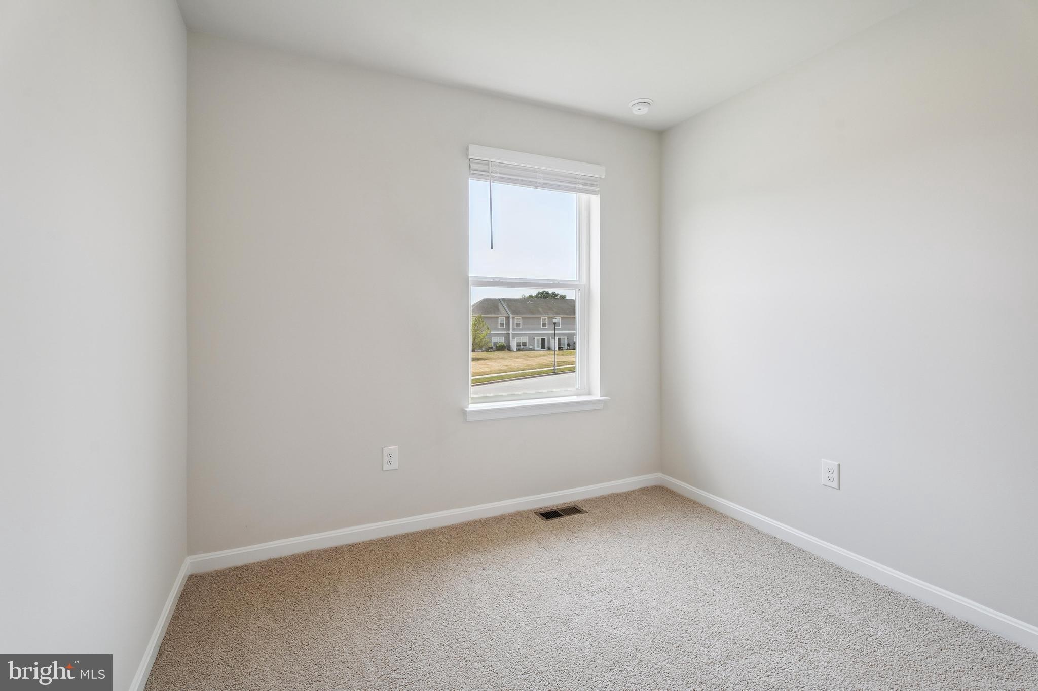 HERITAGE TRACE - Residential