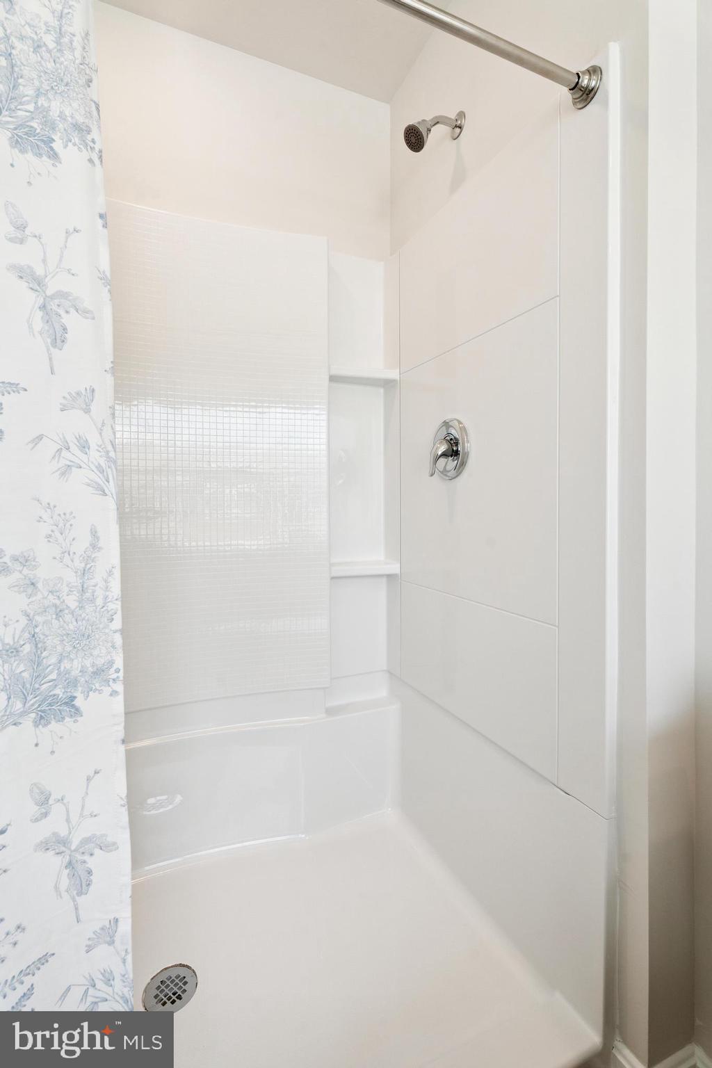 HERITAGE TRACE - Residential