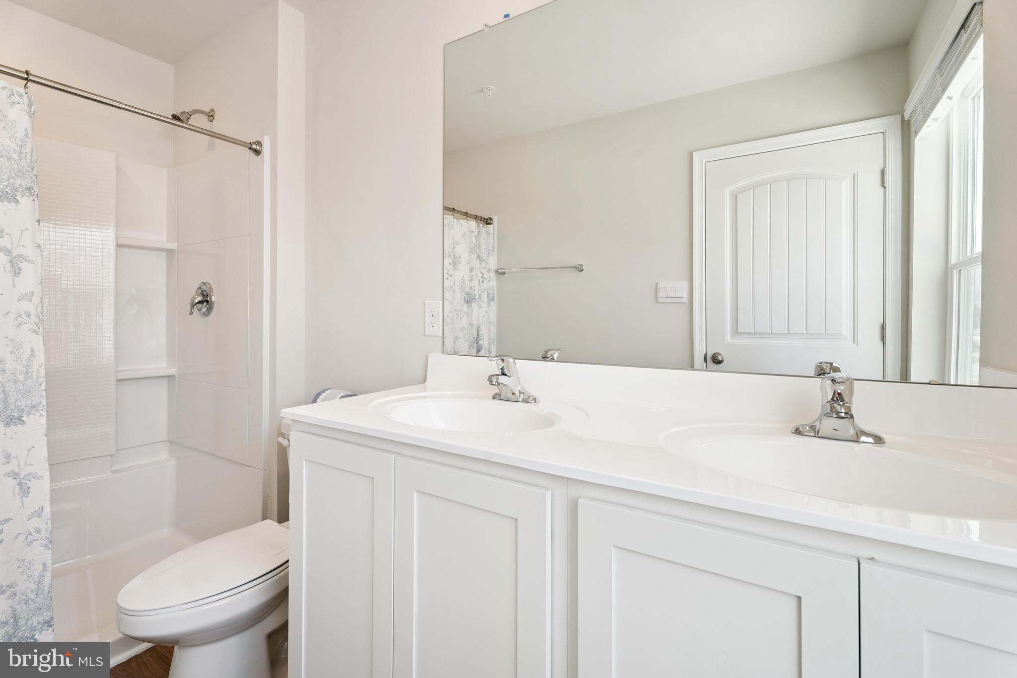 HERITAGE TRACE - Residential