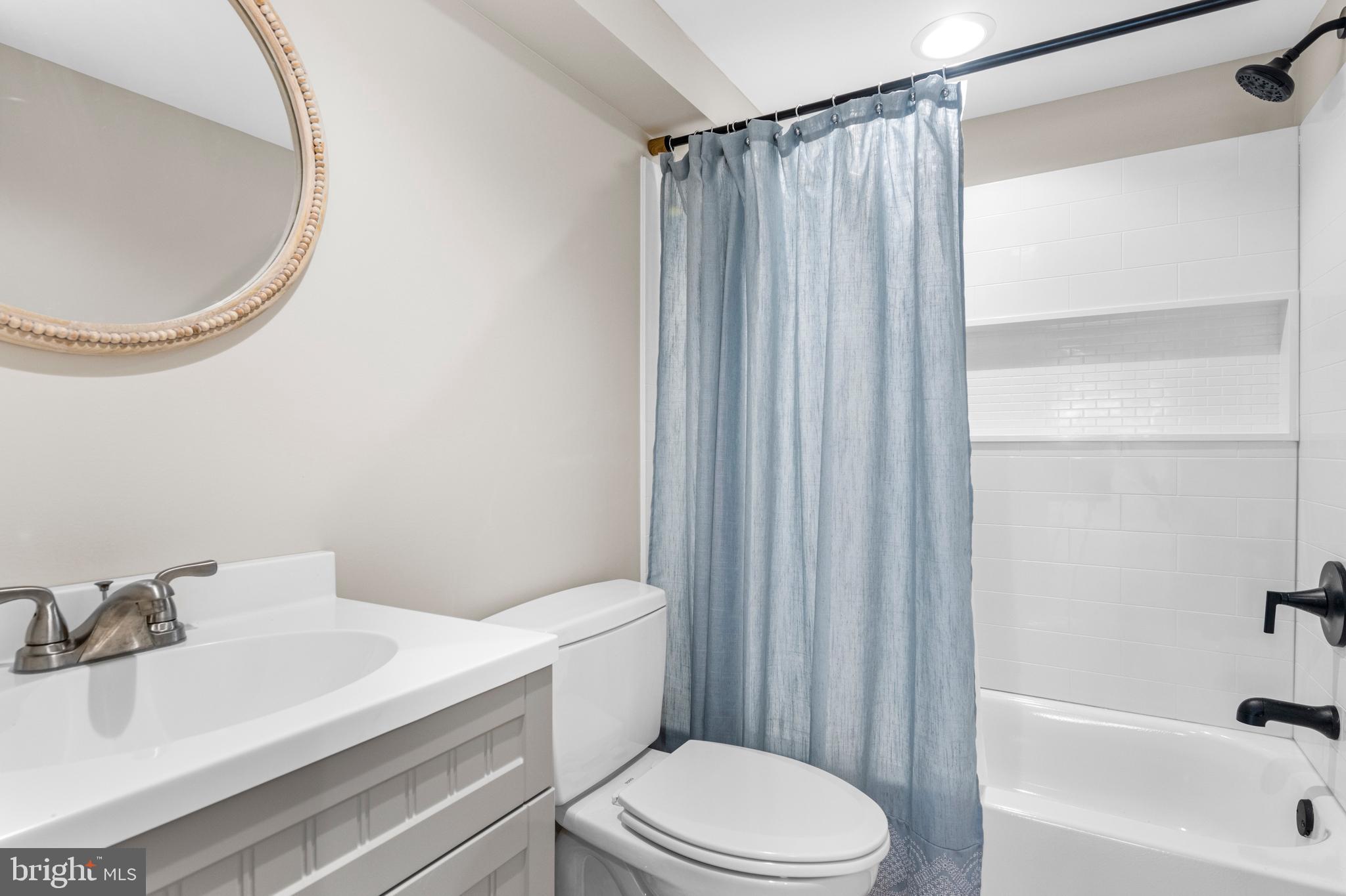 BOWLING GREEN - Residential