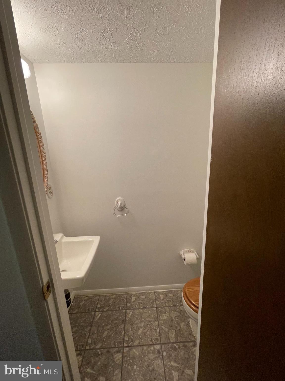 CHESTERFIELD - Residential Lease