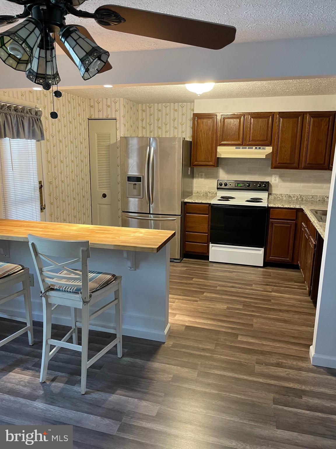 CHESTERFIELD - Residential Lease