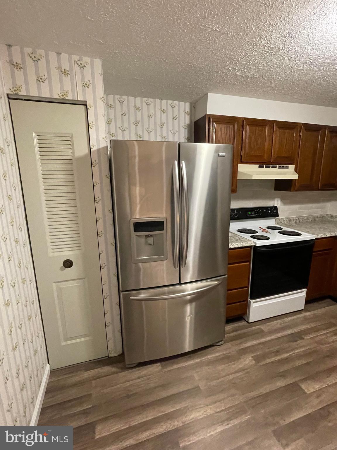 CHESTERFIELD - Residential Lease