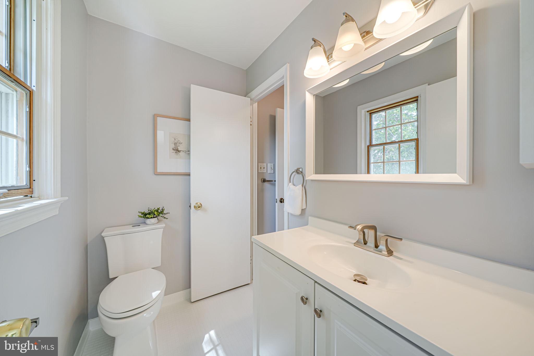 MANOR WOODS - Residential