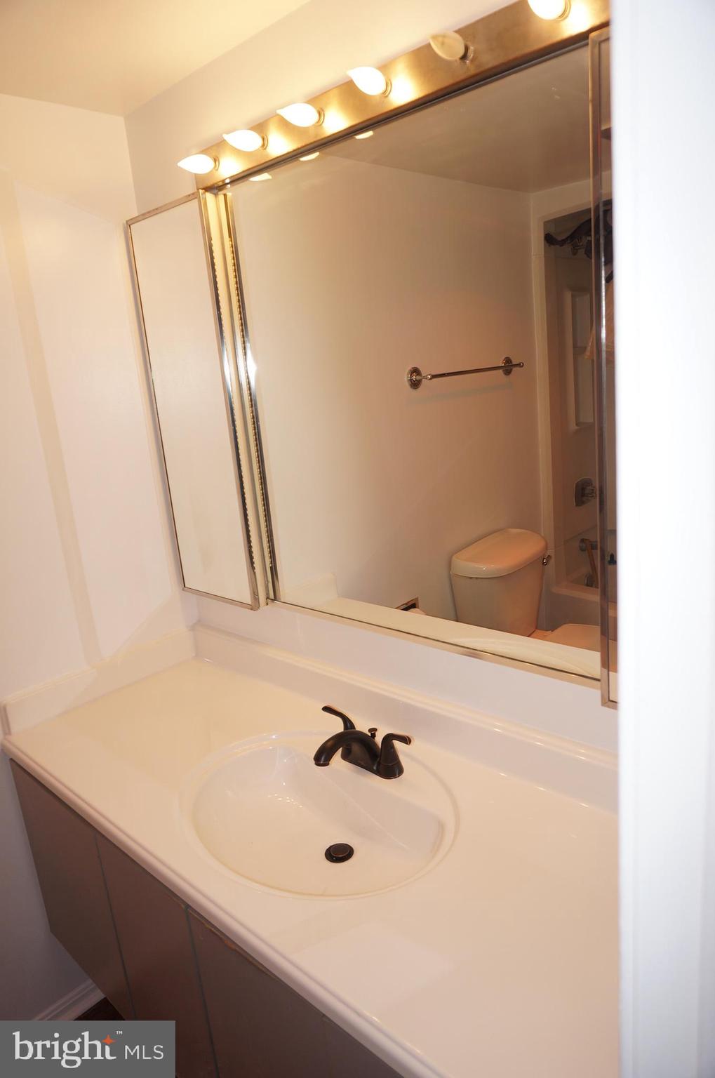 BELVEDERE CONDOMINIUM - Residential Lease