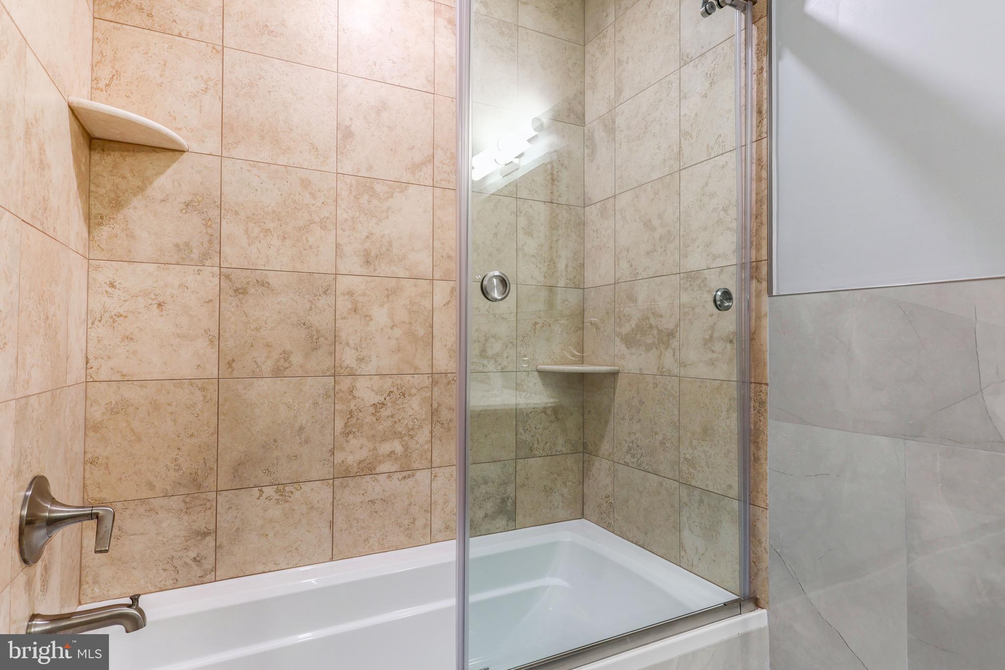 BELLA VISTA - Residential