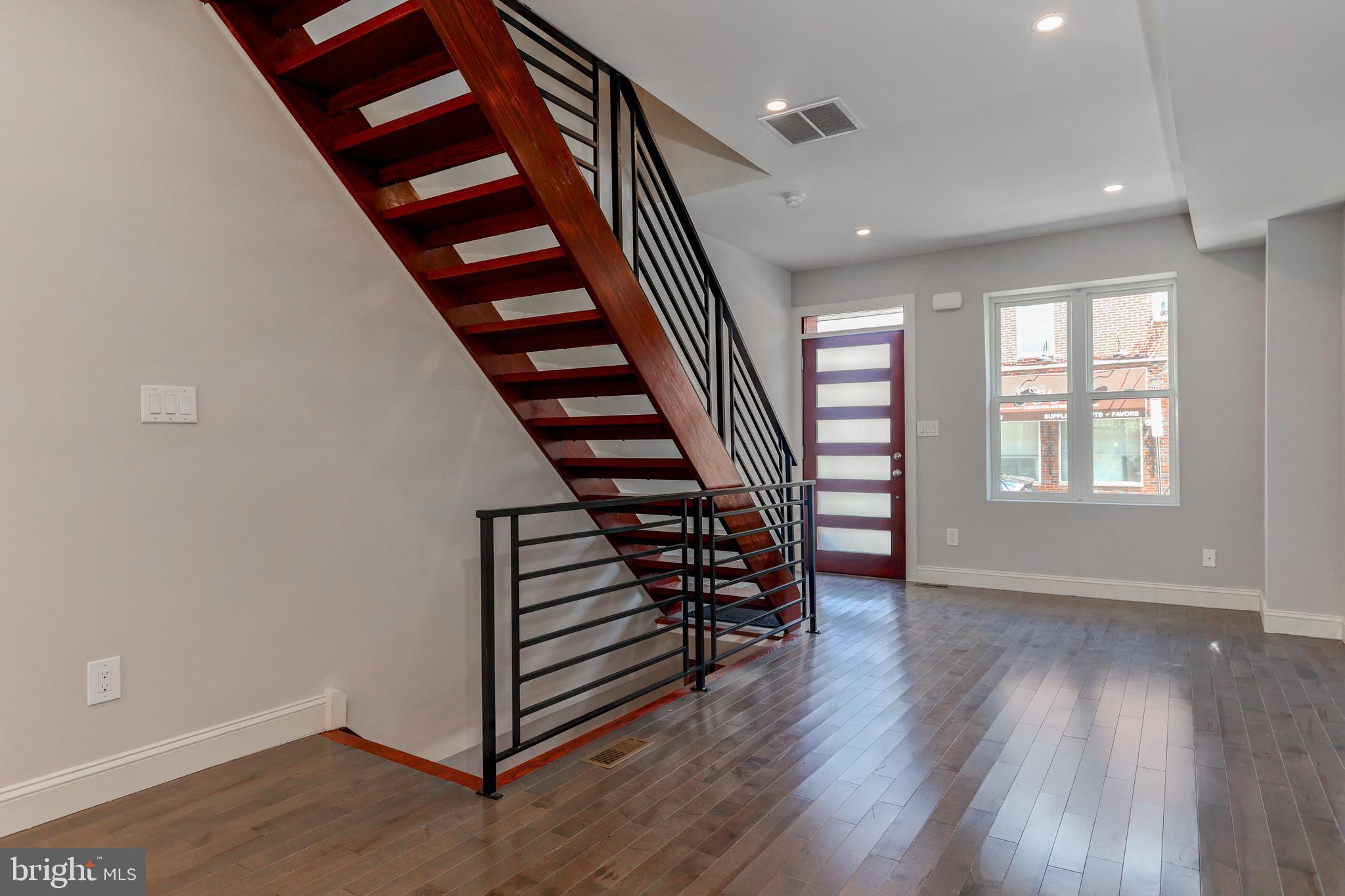 BELLA VISTA - Residential