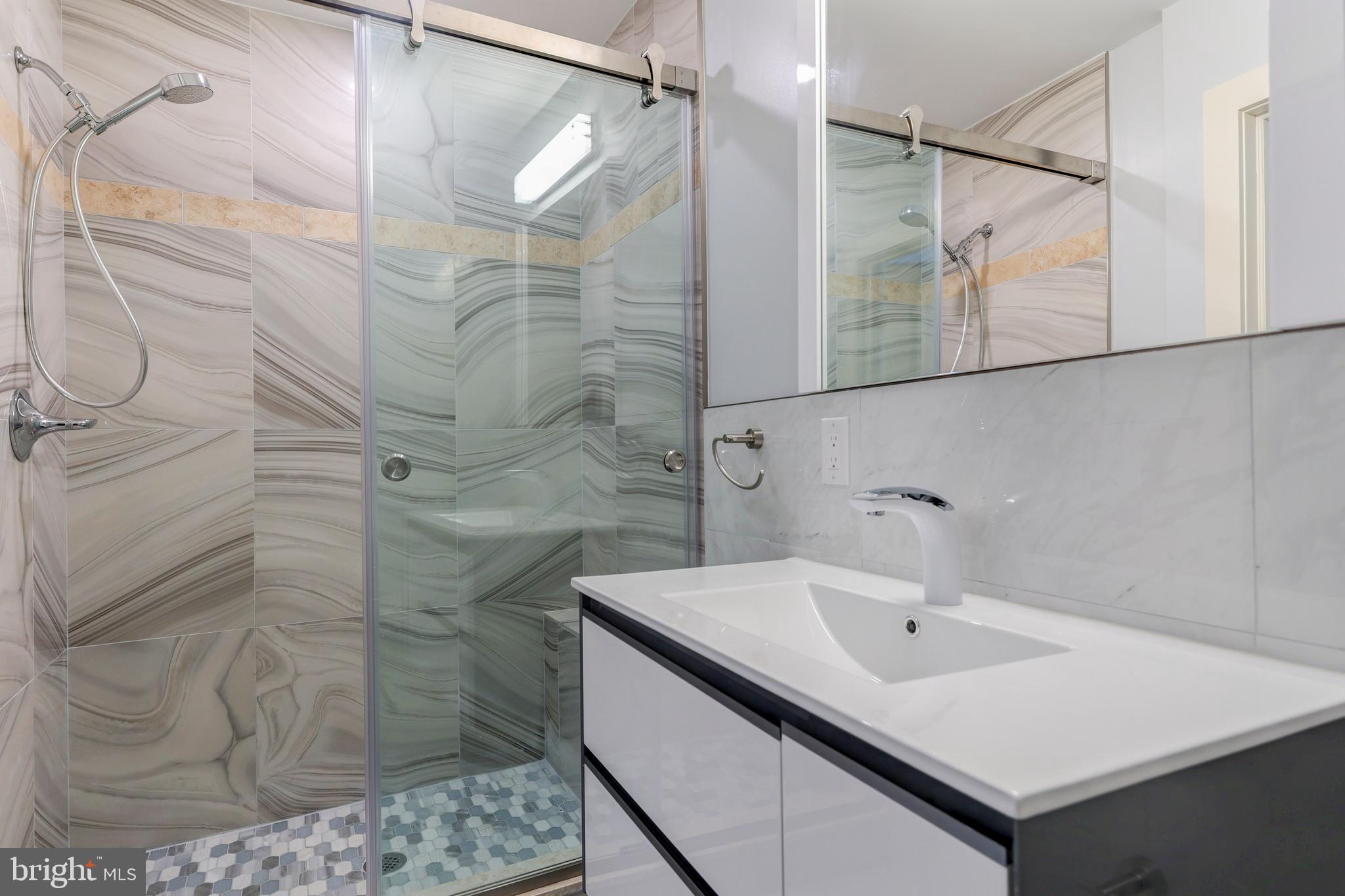 BELLA VISTA - Residential