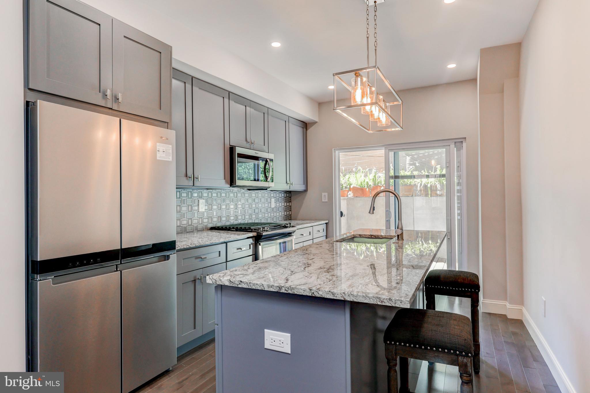 BELLA VISTA - Residential