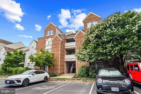 Condo For Rent - 6834 Brindle Heath Way #236<br/> ALEXANDRIA, VA 22315
