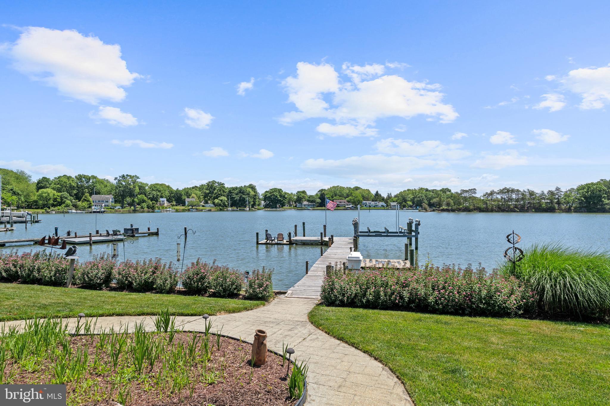 GALESVILLE ESTATES - Residential