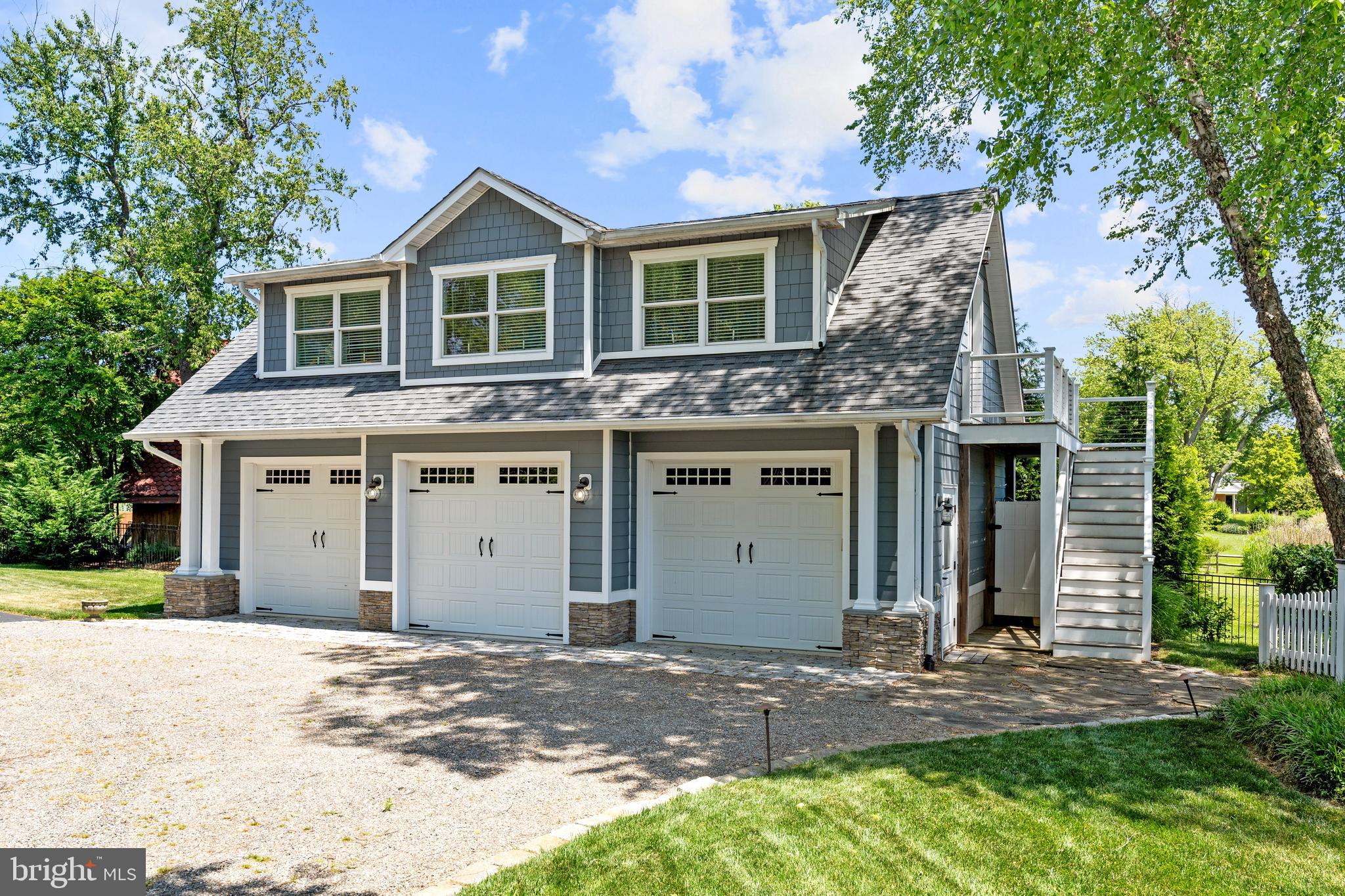 GALESVILLE ESTATES - Residential