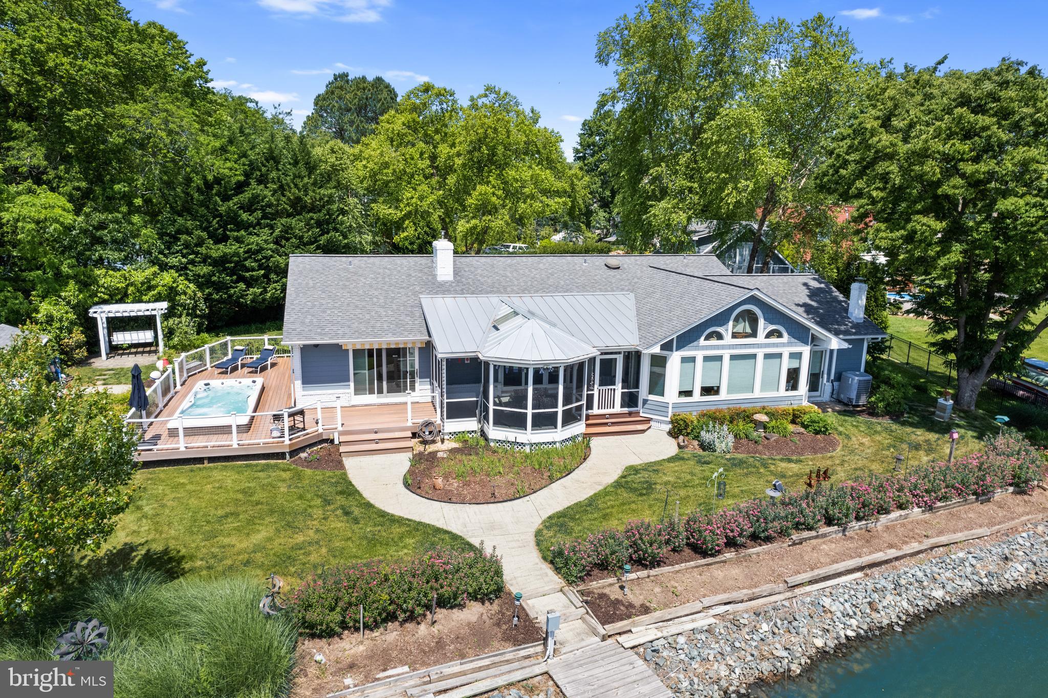 GALESVILLE ESTATES - Residential