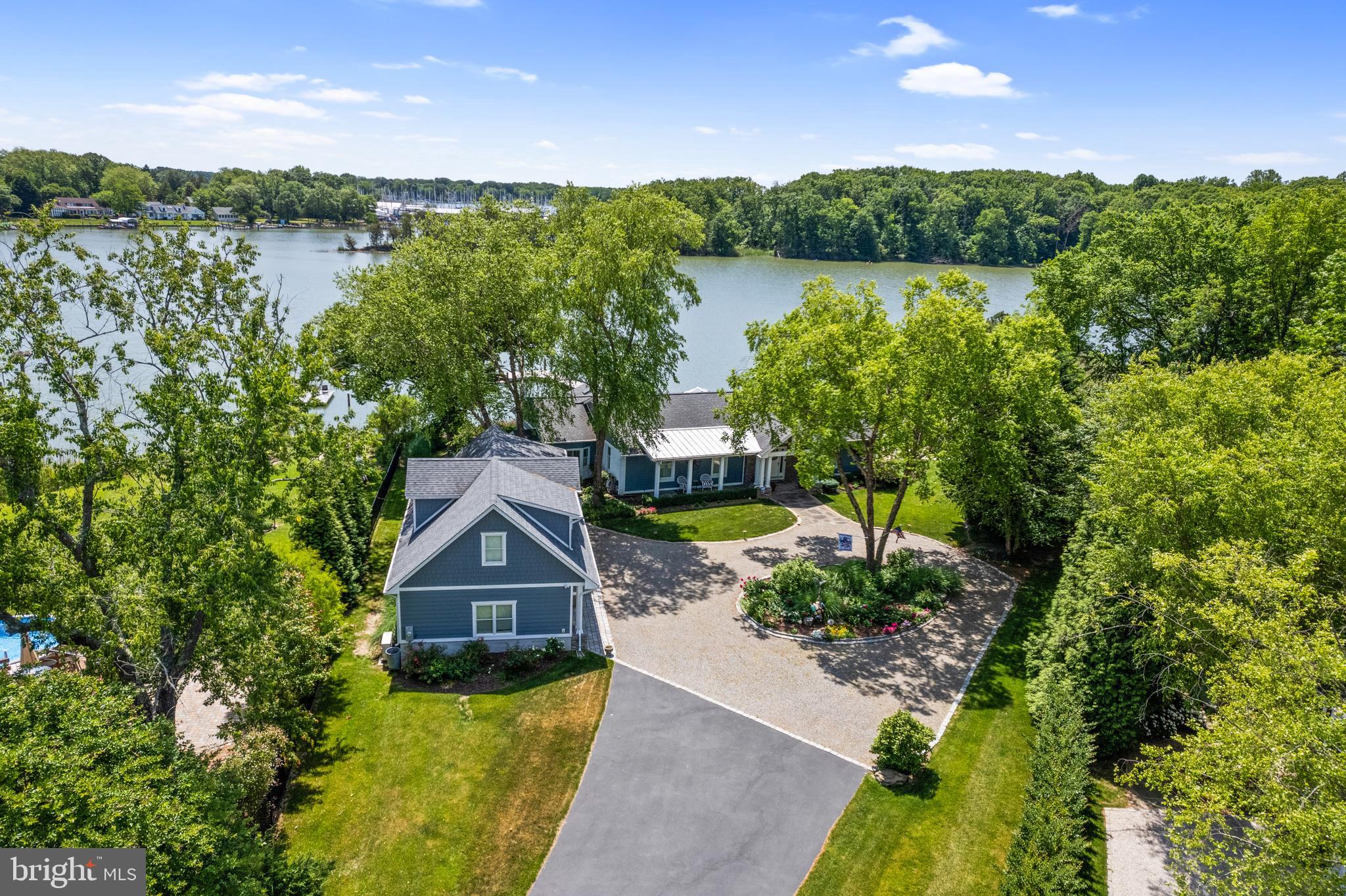 GALESVILLE ESTATES - Residential