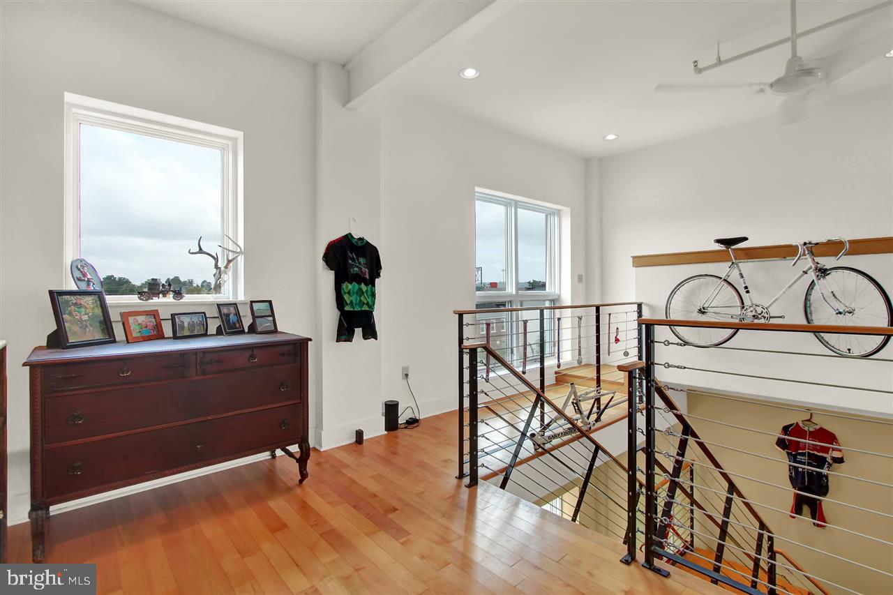 THE LOFTS - Residential