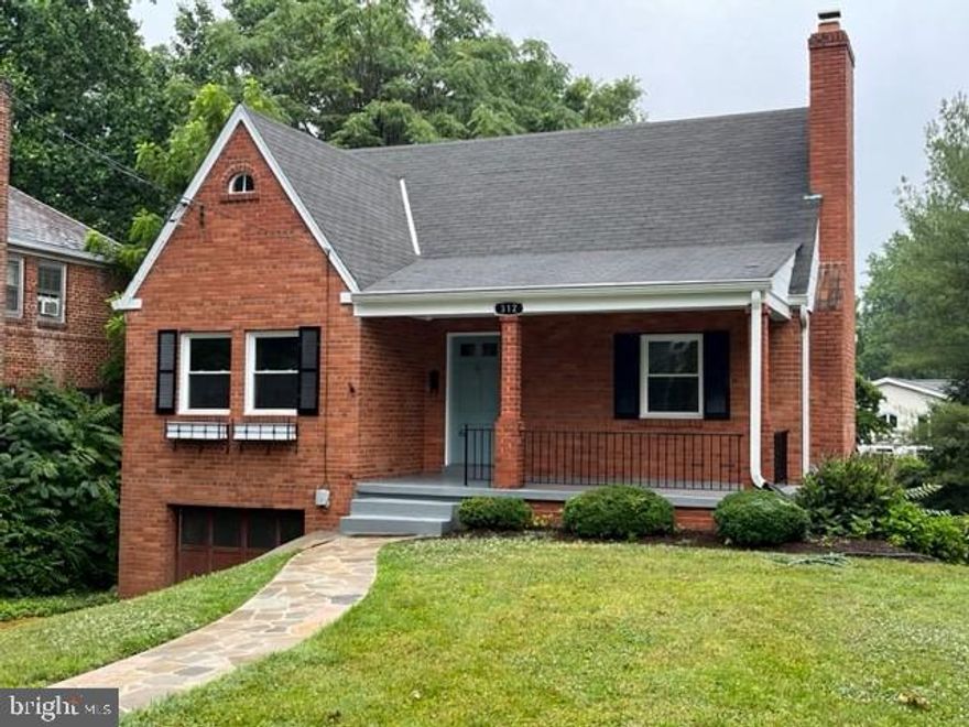 Renovated and charming. More pictures to come.