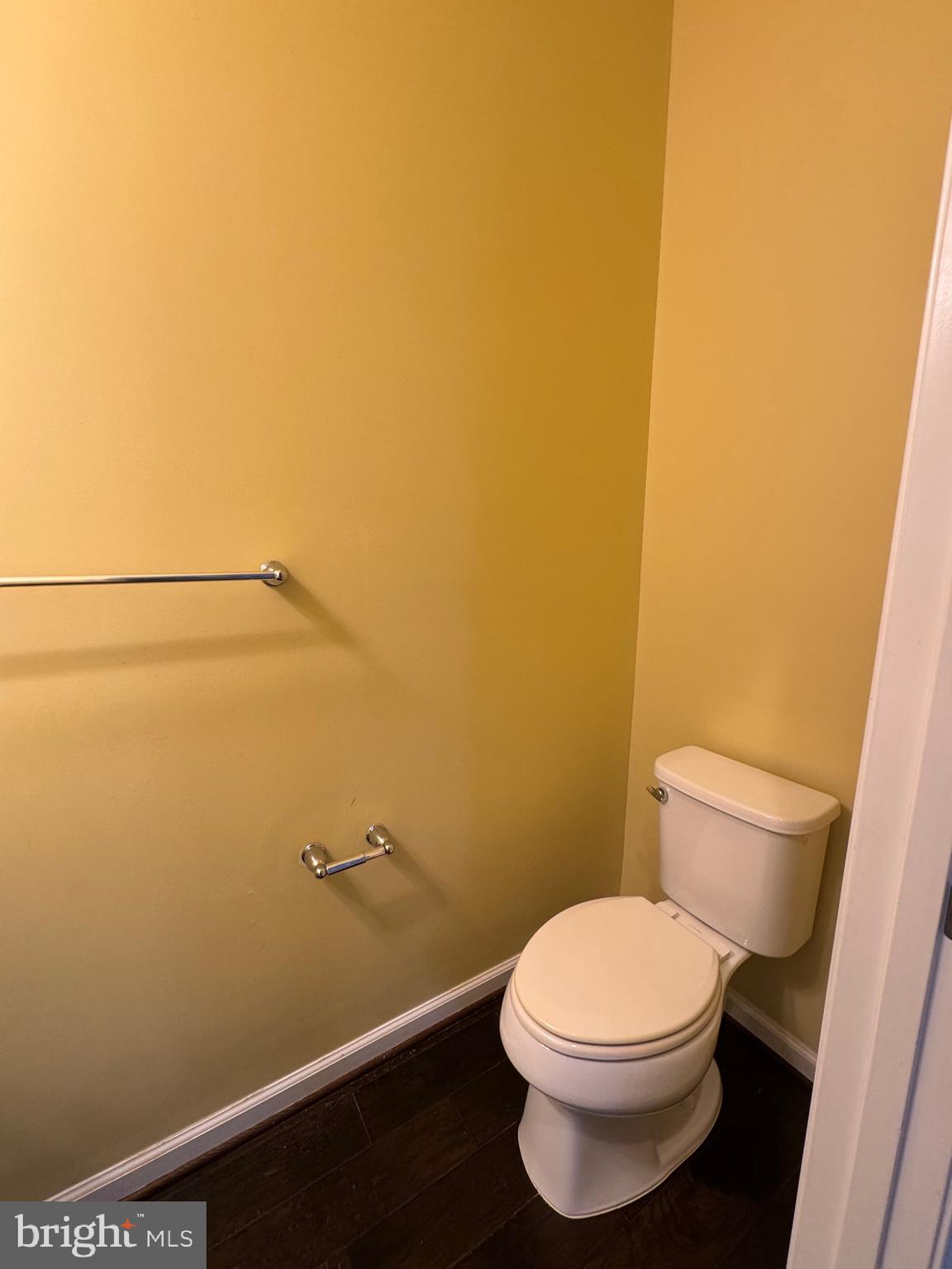 BLUE STREAM - Residential Lease