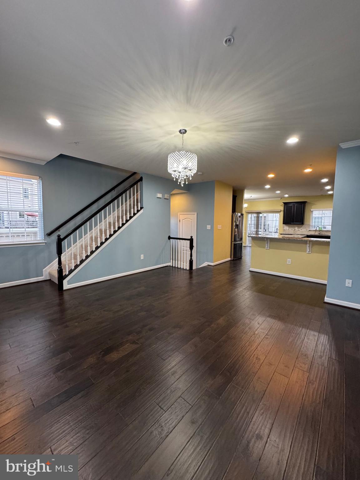 BLUE STREAM - Residential Lease