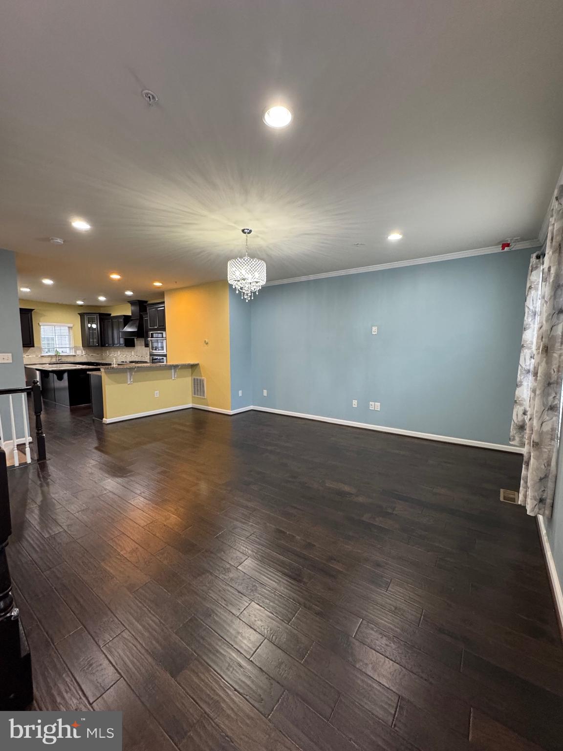 BLUE STREAM - Residential Lease