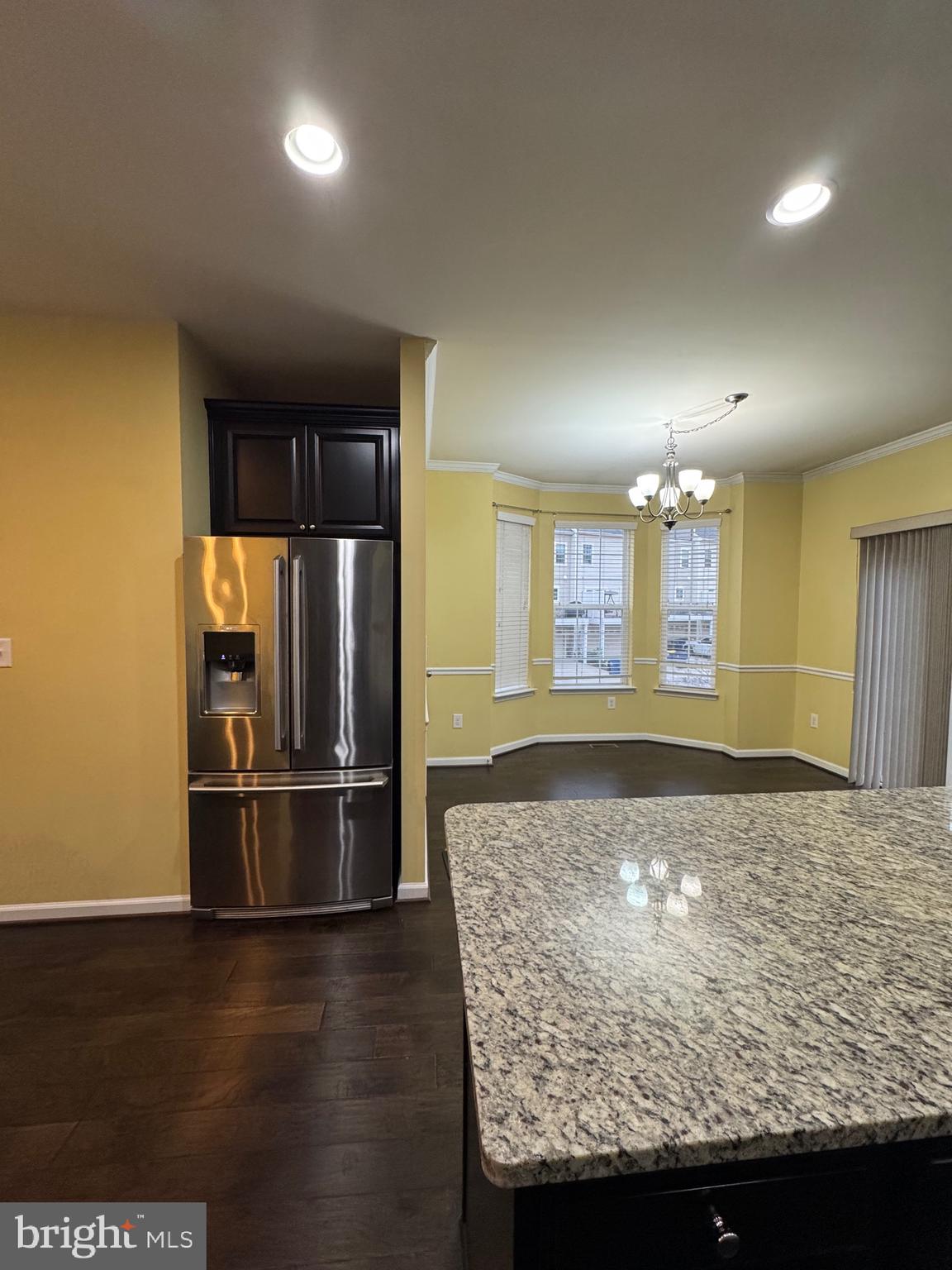 BLUE STREAM - Residential Lease