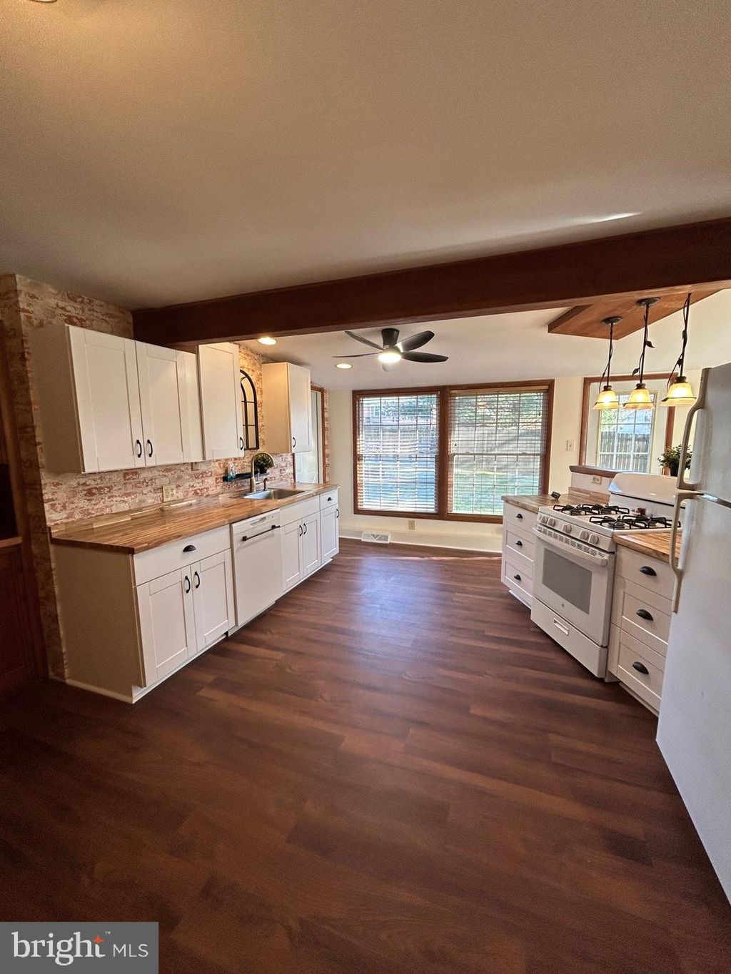 Photo of 120 Clarkson Drive, YORK, PA 17403 (MLS # PAYK2094960)