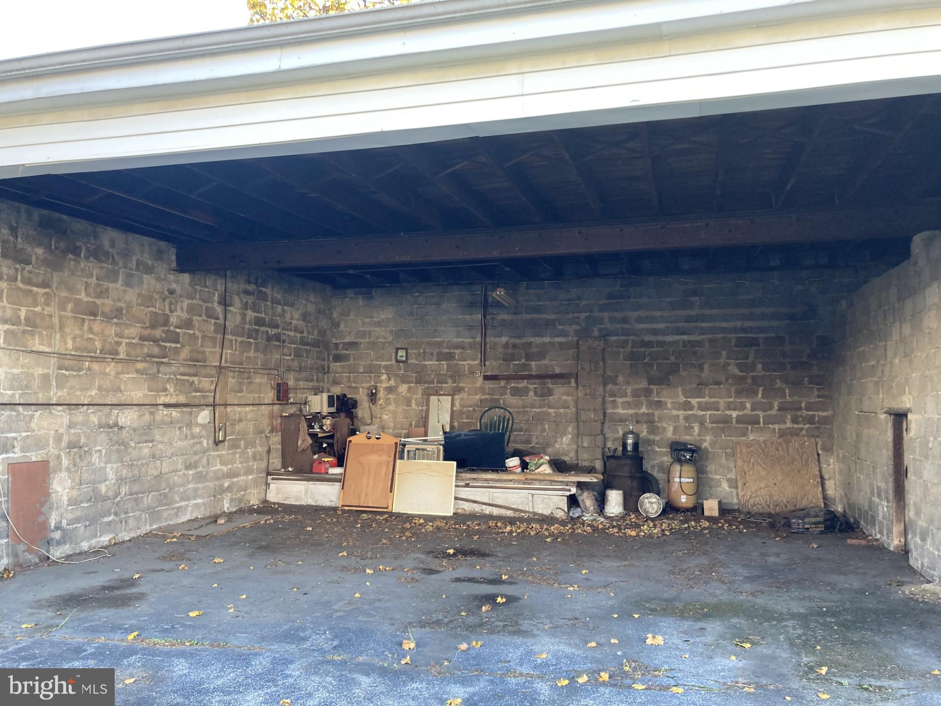 ARDMORE - Residential Lease