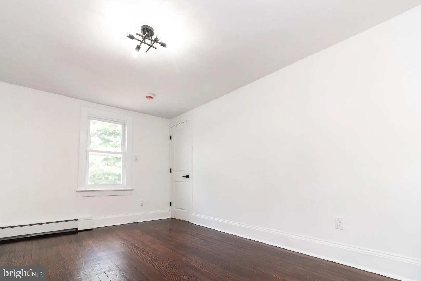 Trenton, New Jersey 08638, United States, 3 Bedrooms Bedrooms, ,1 BathroomBathrooms,Residential,Coming Soon,137833