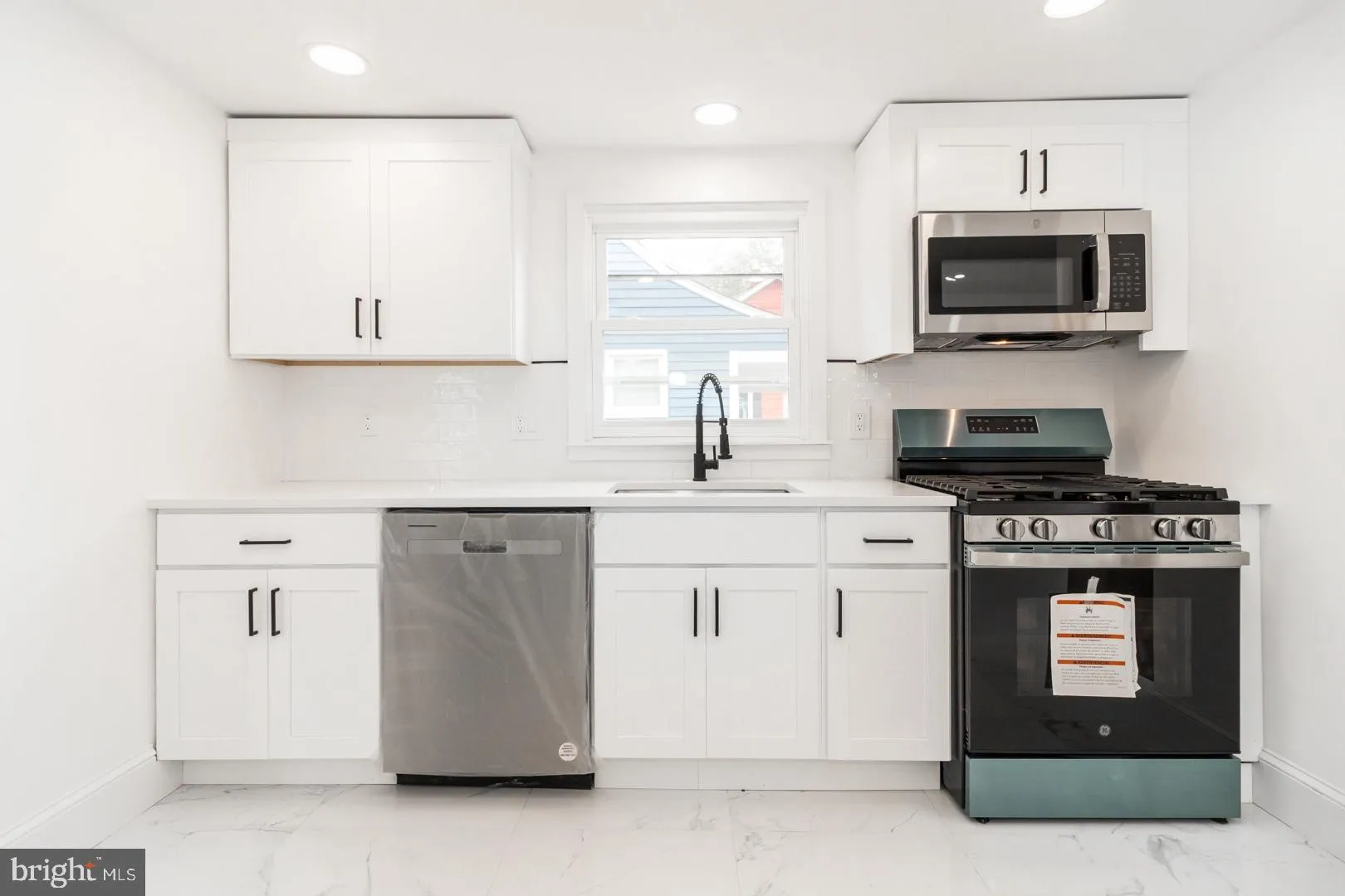 Trenton, New Jersey 08638, United States, 3 Bedrooms Bedrooms, ,1 BathroomBathrooms,Residential,Coming Soon,137833