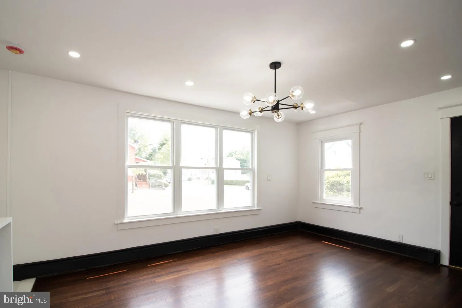 Trenton, New Jersey 08638, United States, 3 Bedrooms Bedrooms, ,1 BathroomBathrooms,Residential,Coming Soon,137833