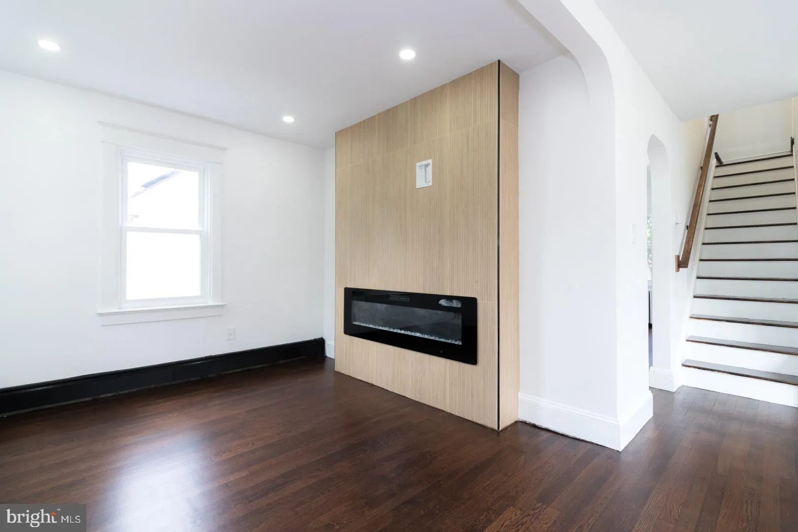 Trenton, New Jersey 08638, United States, 3 Bedrooms Bedrooms, ,1 BathroomBathrooms,Residential,Coming Soon,137833