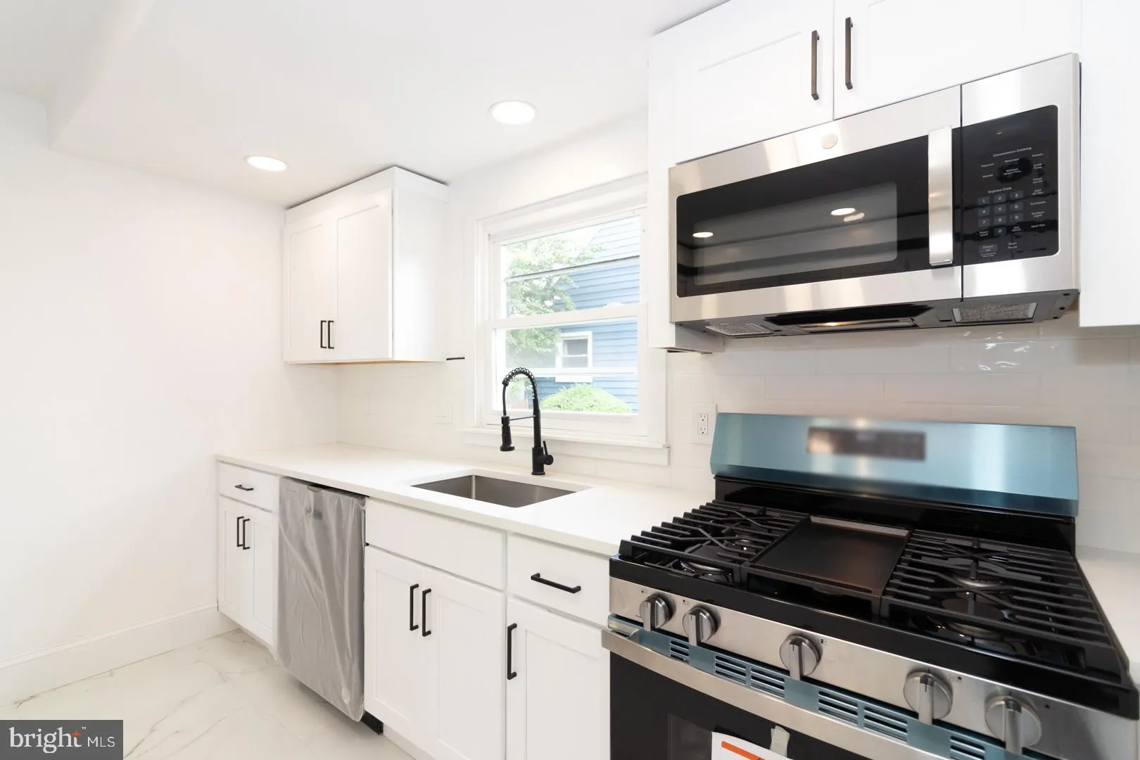 Trenton, New Jersey 08638, United States, 3 Bedrooms Bedrooms, ,1 BathroomBathrooms,Residential,Coming Soon,137833