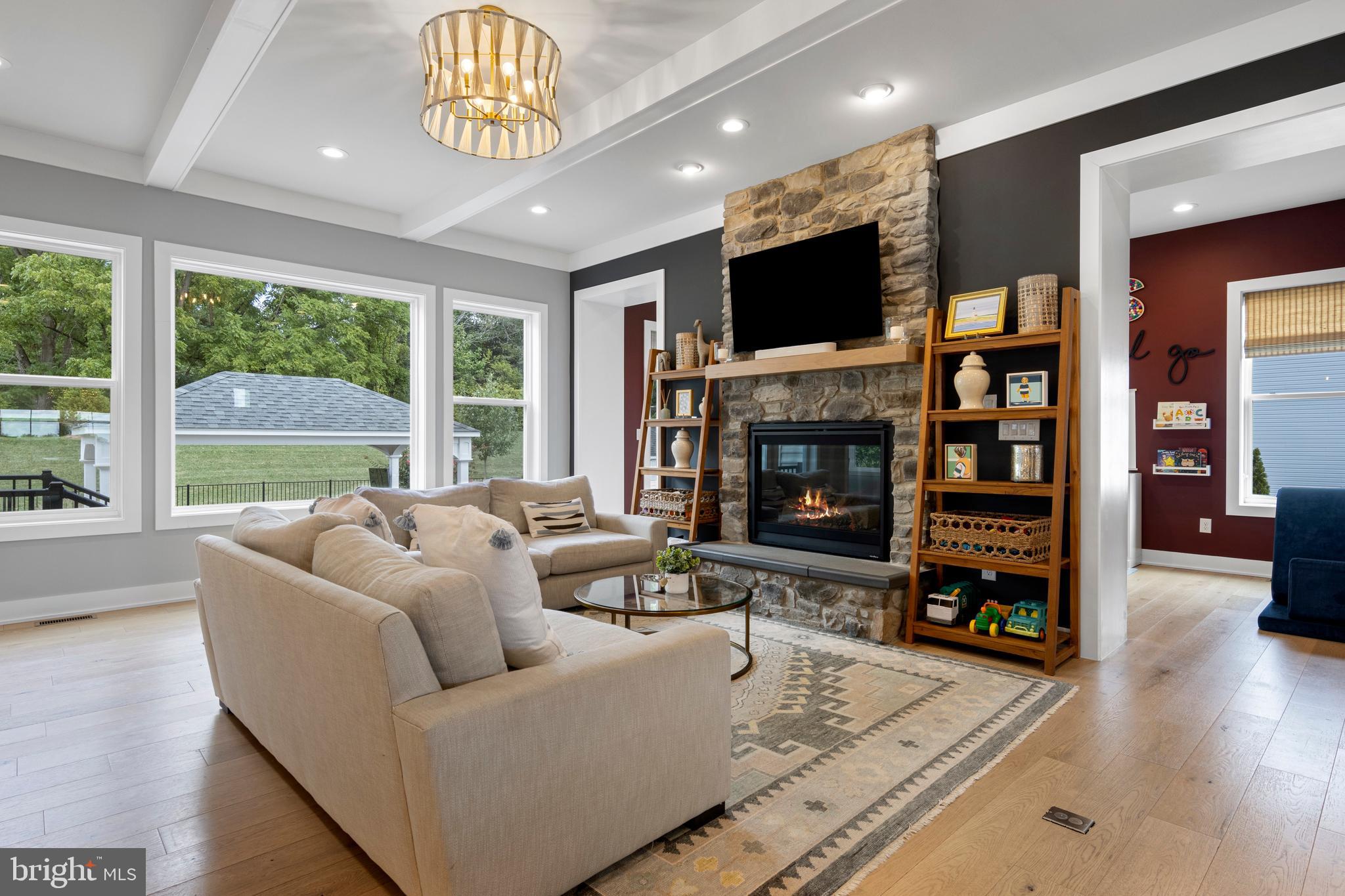 RESERVE AT CENTER SQUARE - Residential