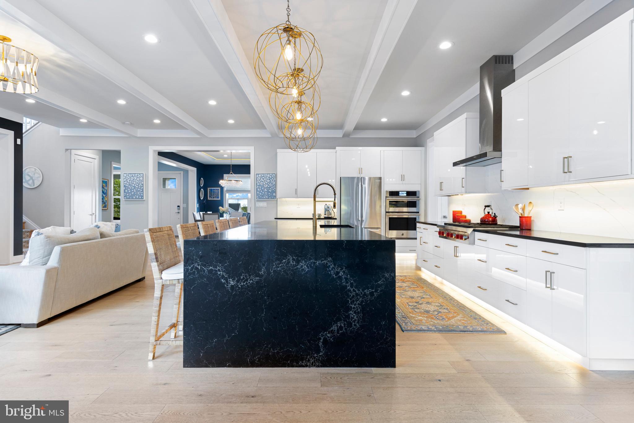 RESERVE AT CENTER SQUARE - Residential