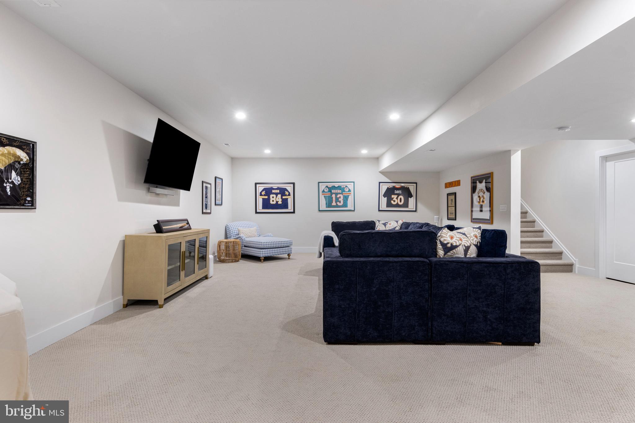 RESERVE AT CENTER SQUARE - Residential
