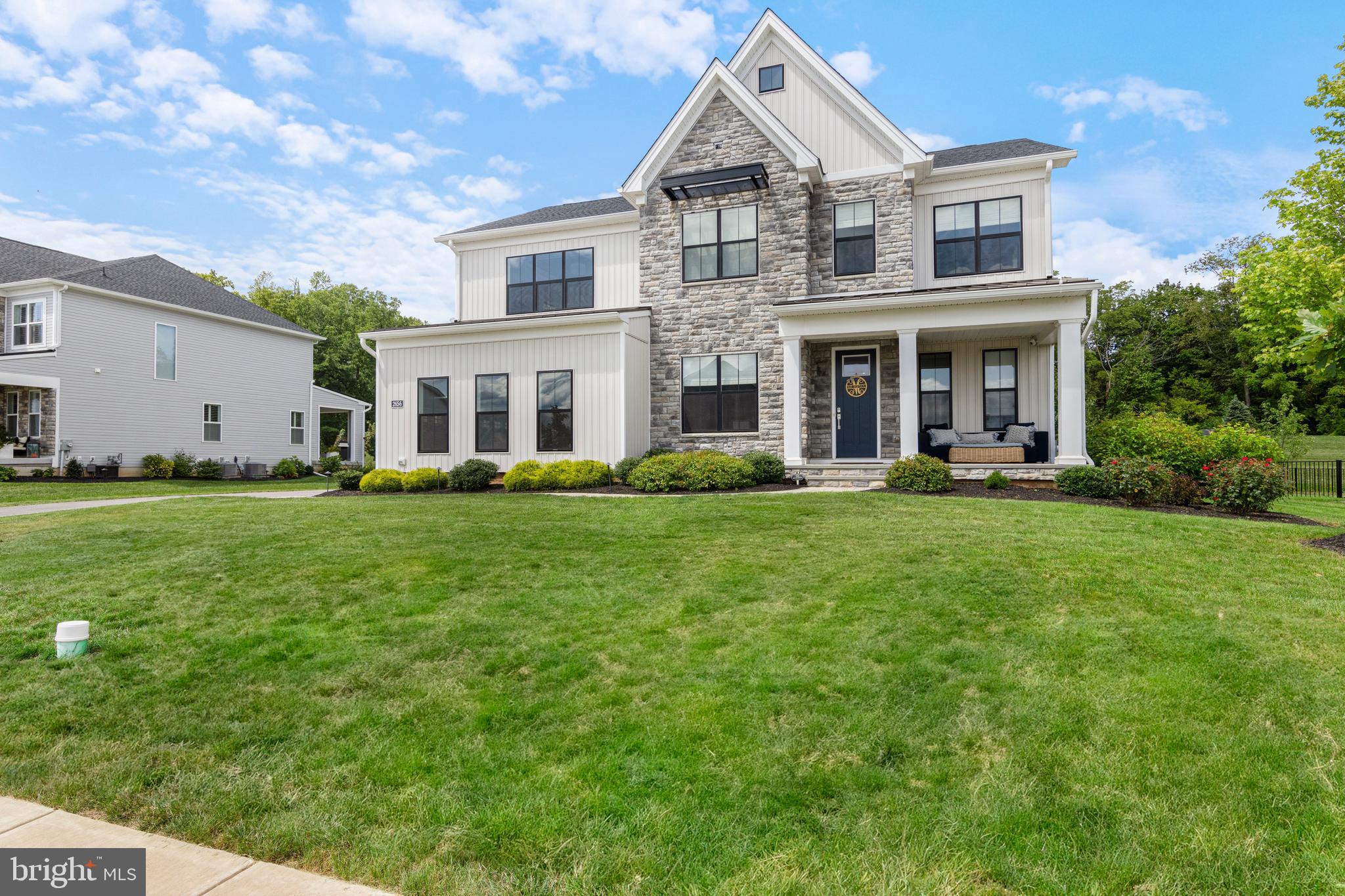RESERVE AT CENTER SQUARE - Residential