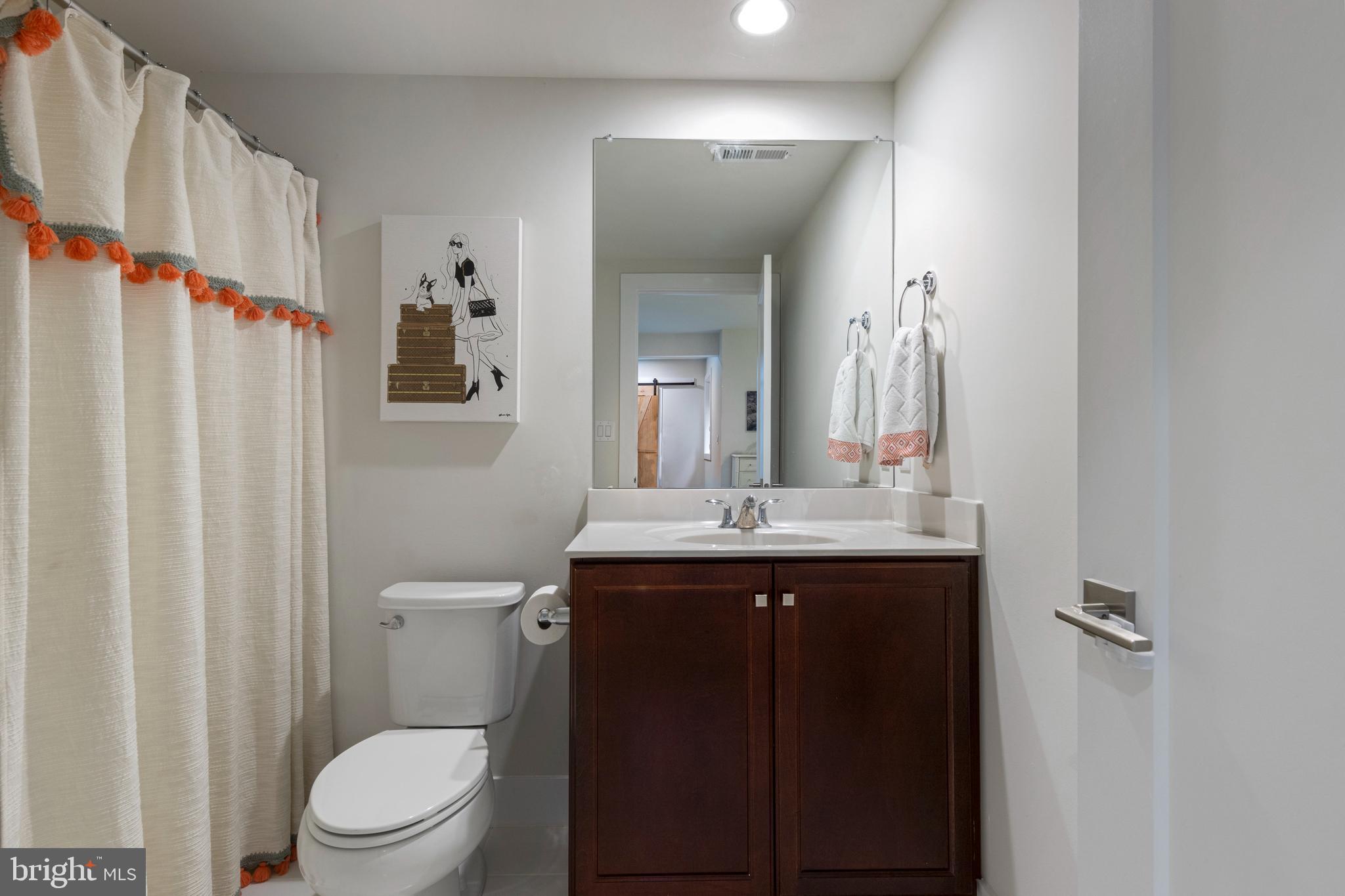 RESERVE AT CENTER SQUARE - Residential